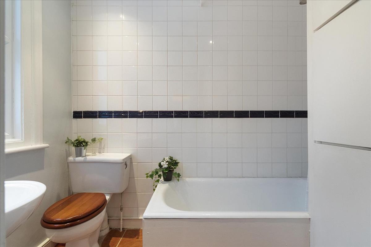 Property Image c134a27c-683e-466e-a2d8-147e2a89aa08