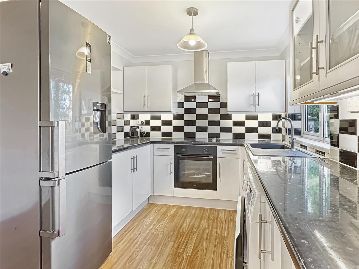 Property Image c13d3635-c59b-4562-8f7c-fe4fbaf65be1
