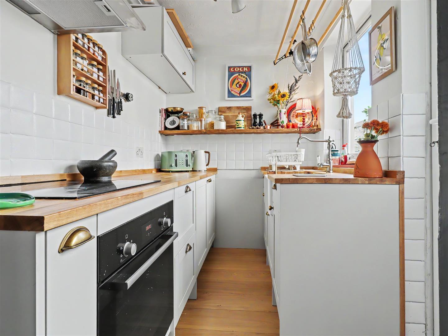 Property Image c1420c03-6eba-49ba-afe6-af1f092bb8ce