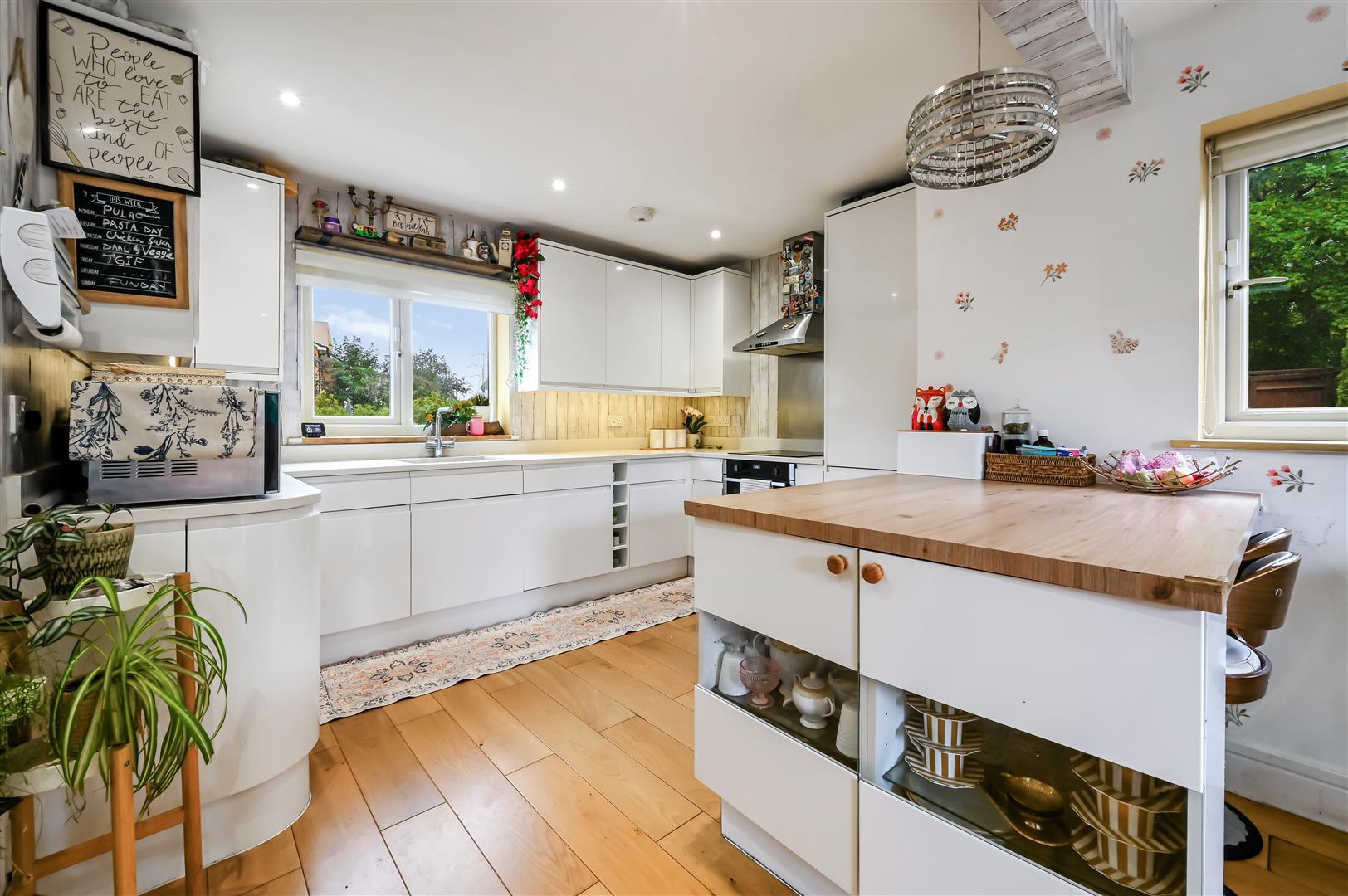 Property Image c15924d3-3886-49b5-8feb-86af0207099d