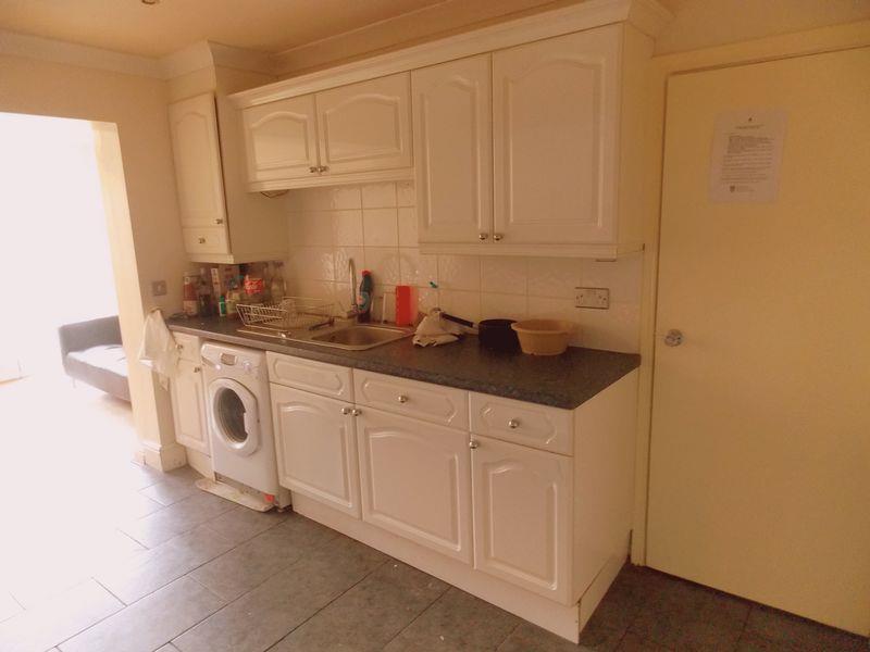 Property Image c168aa85-d510-475f-88a9-8dca7a7f3950