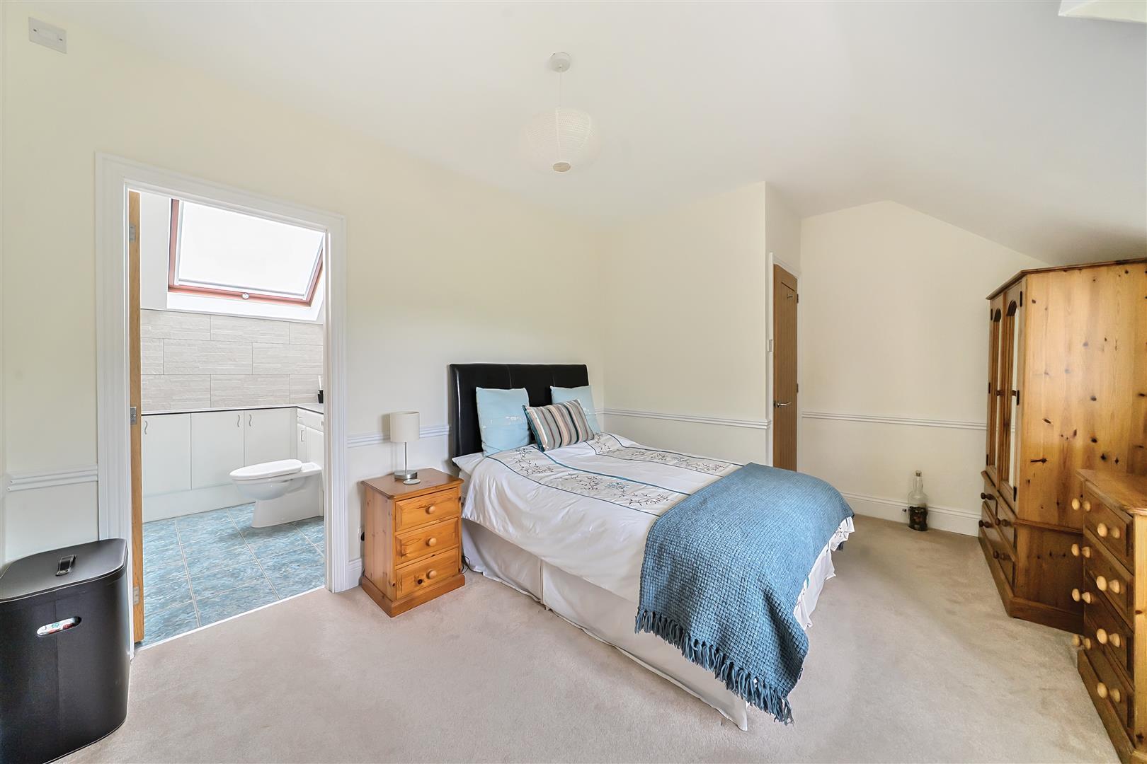 Property Image c16aee88-fa8a-4676-8447-e970b809e5aa