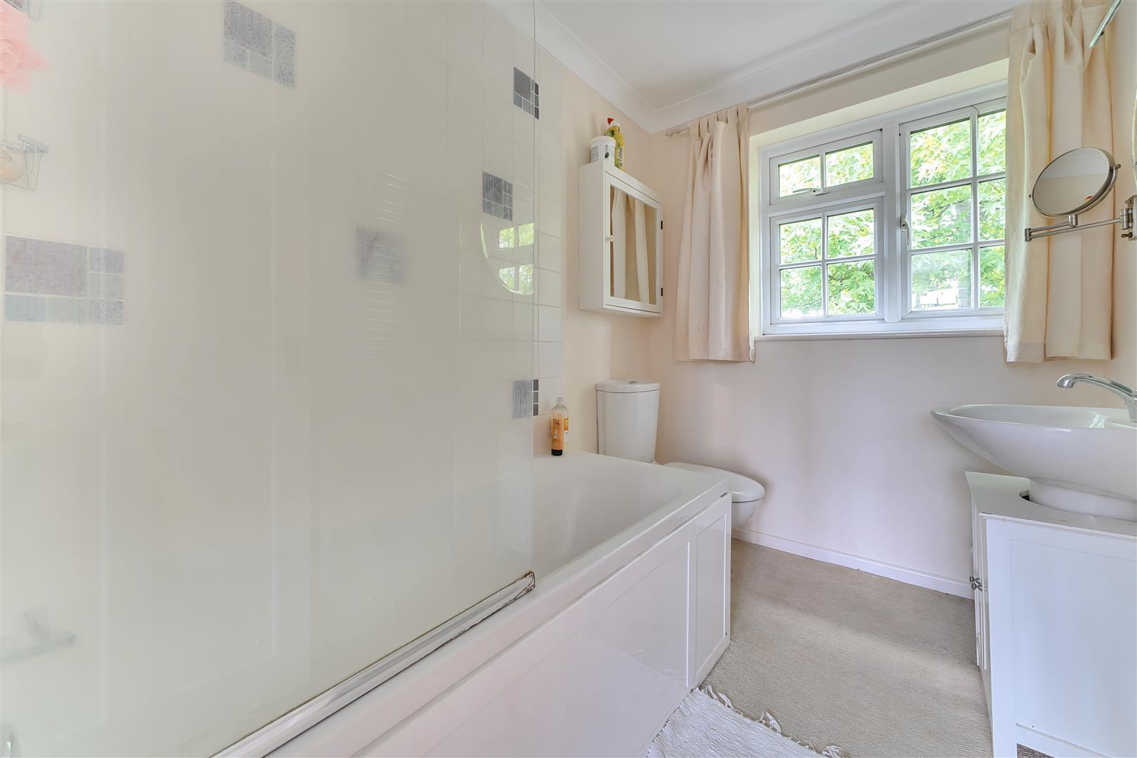 Property Image c1725488-654d-4a33-ba0c-6a34f0b09d74