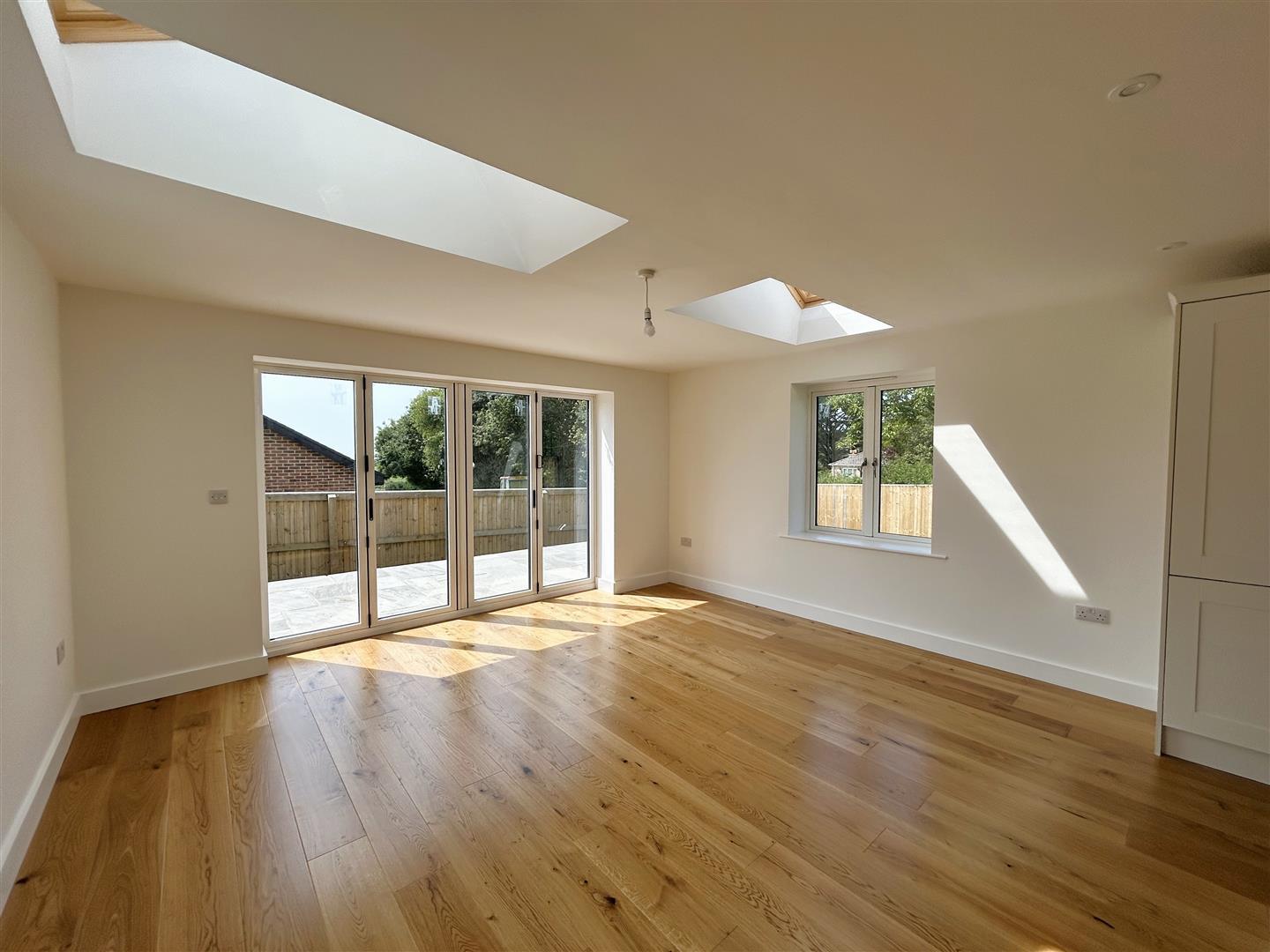 Property Image c17679c6-e405-4605-9aaf-032ae4b40555