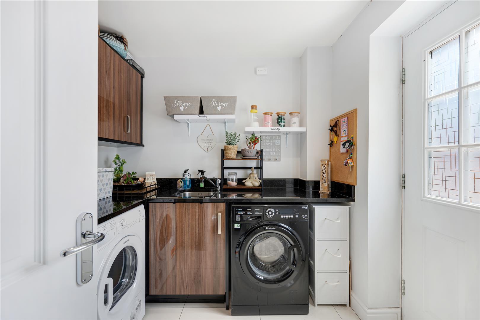 Property Image c1863902-1e72-44ce-abc9-0c4d20d392bb