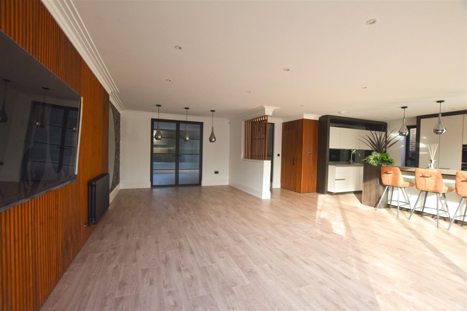 Property Image c1940df1-3392-47a2-8f99-b85b9eab3cab