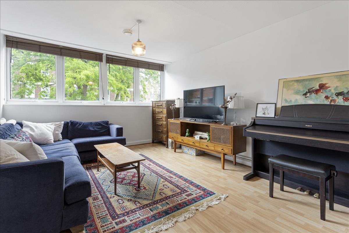Property Image c1c83a4d-331a-461f-a33d-2e5ce44b2e05