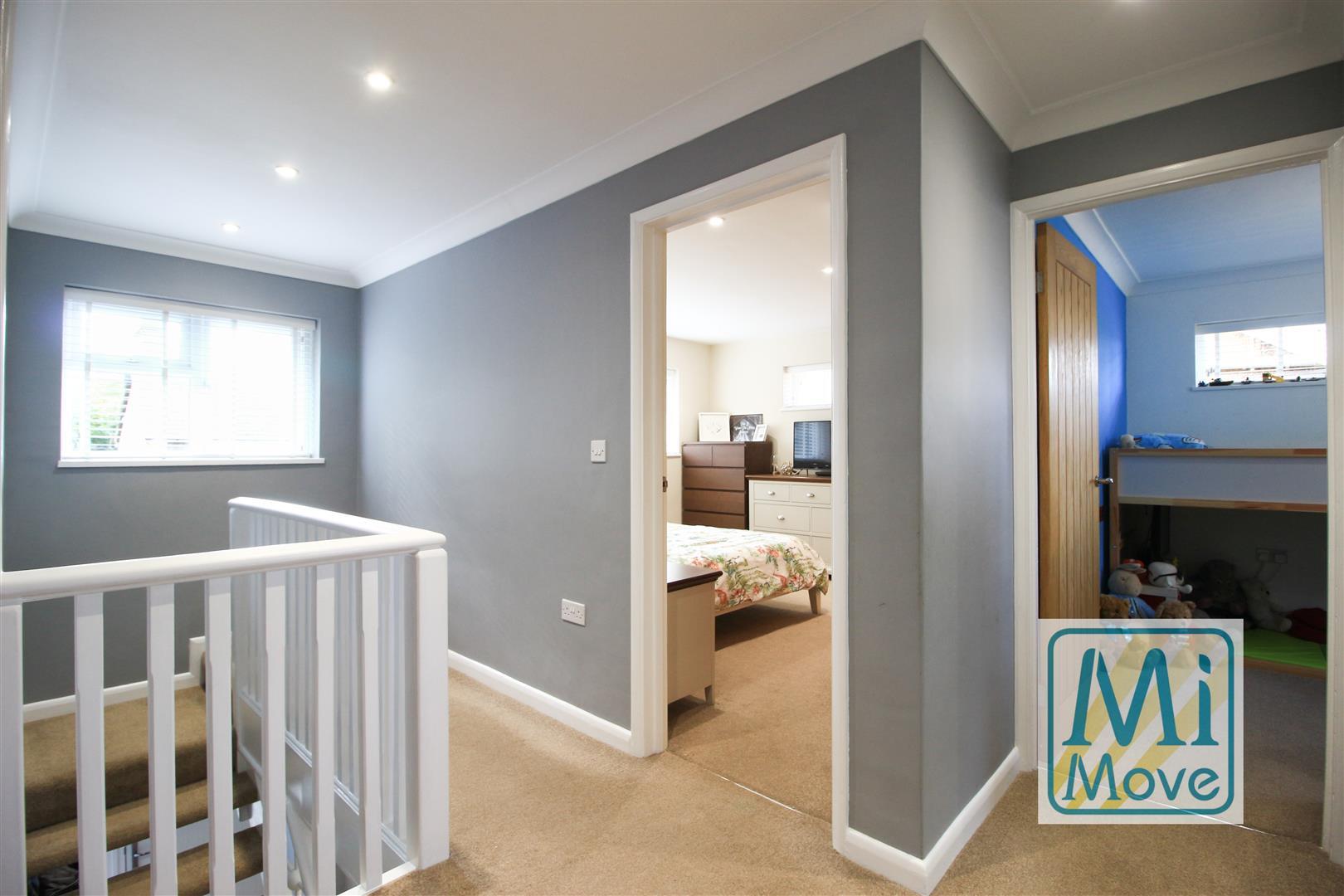 Property Image c2067132-08e9-40d2-863a-5290fef2724b