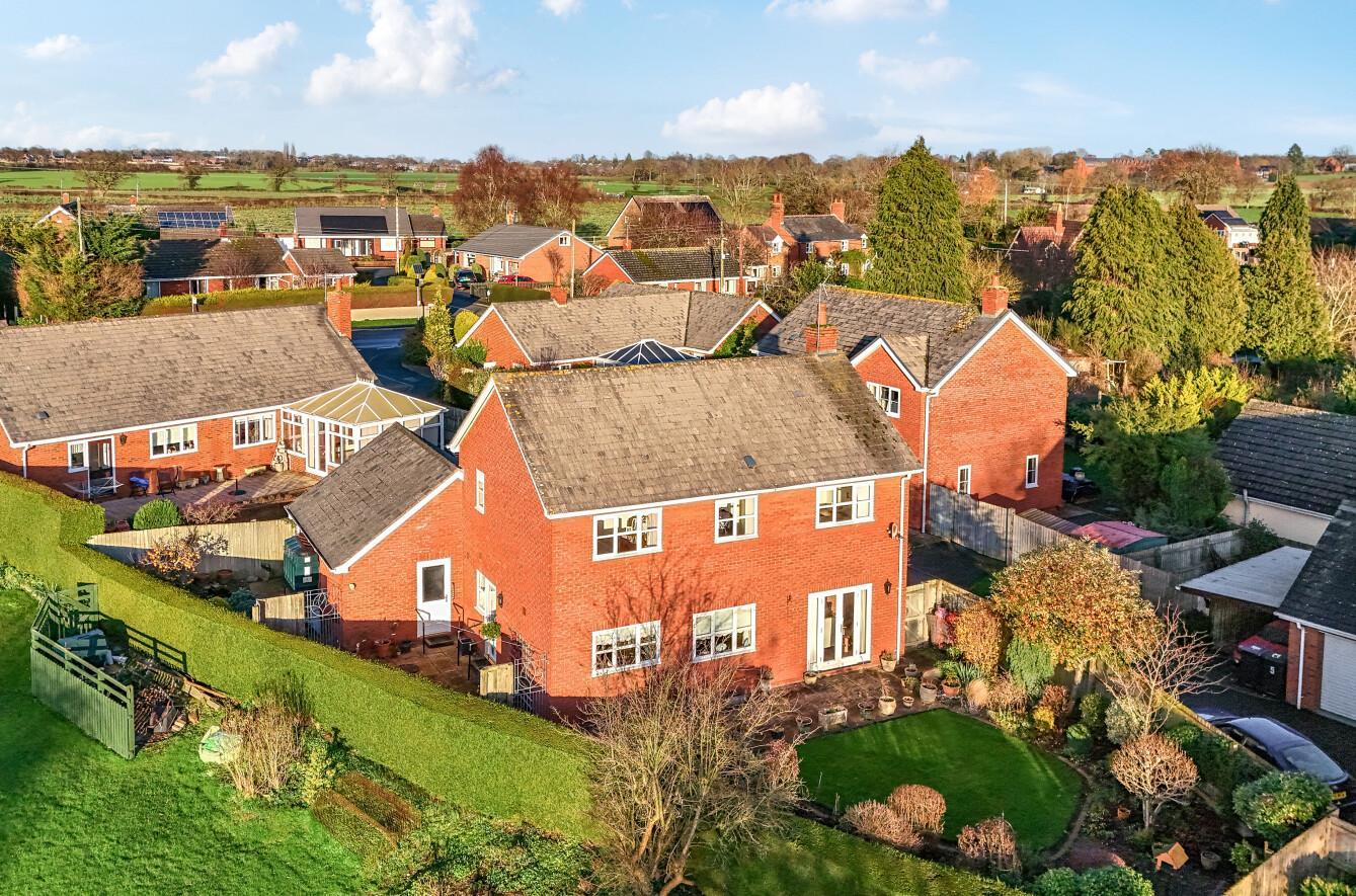 Property Image c2100fb8-549a-44c2-9f41-801ca729bd88