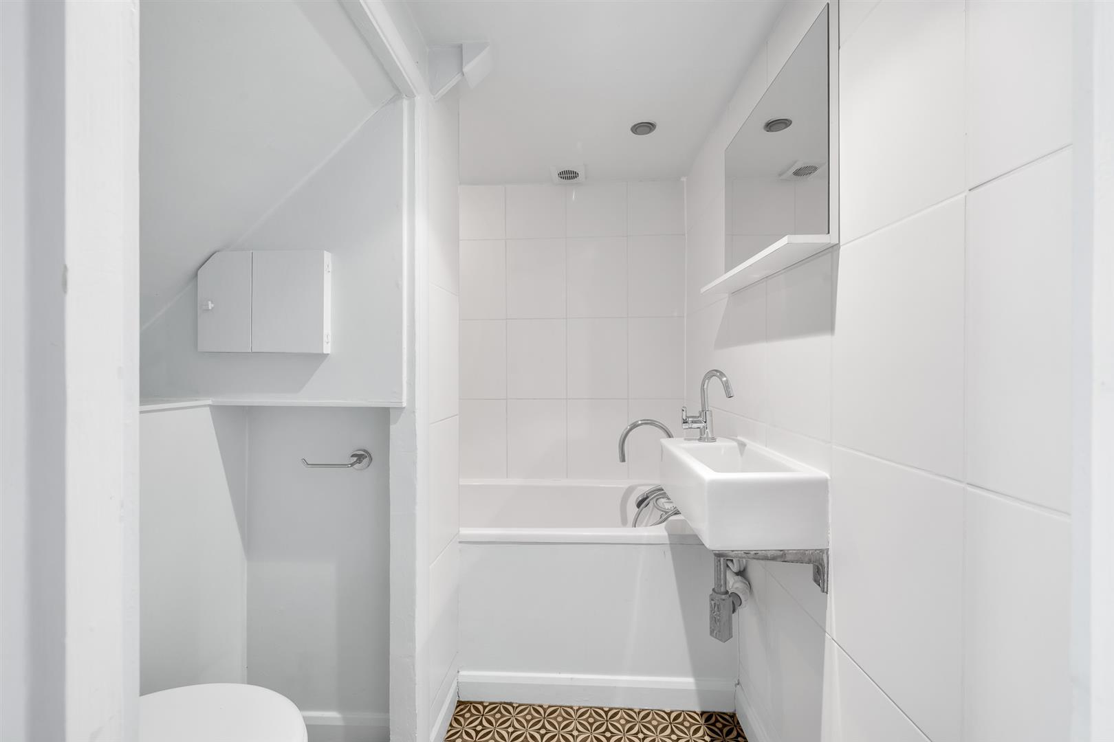 Property Image c2158b32-1fd4-431b-922a-558a989000b9