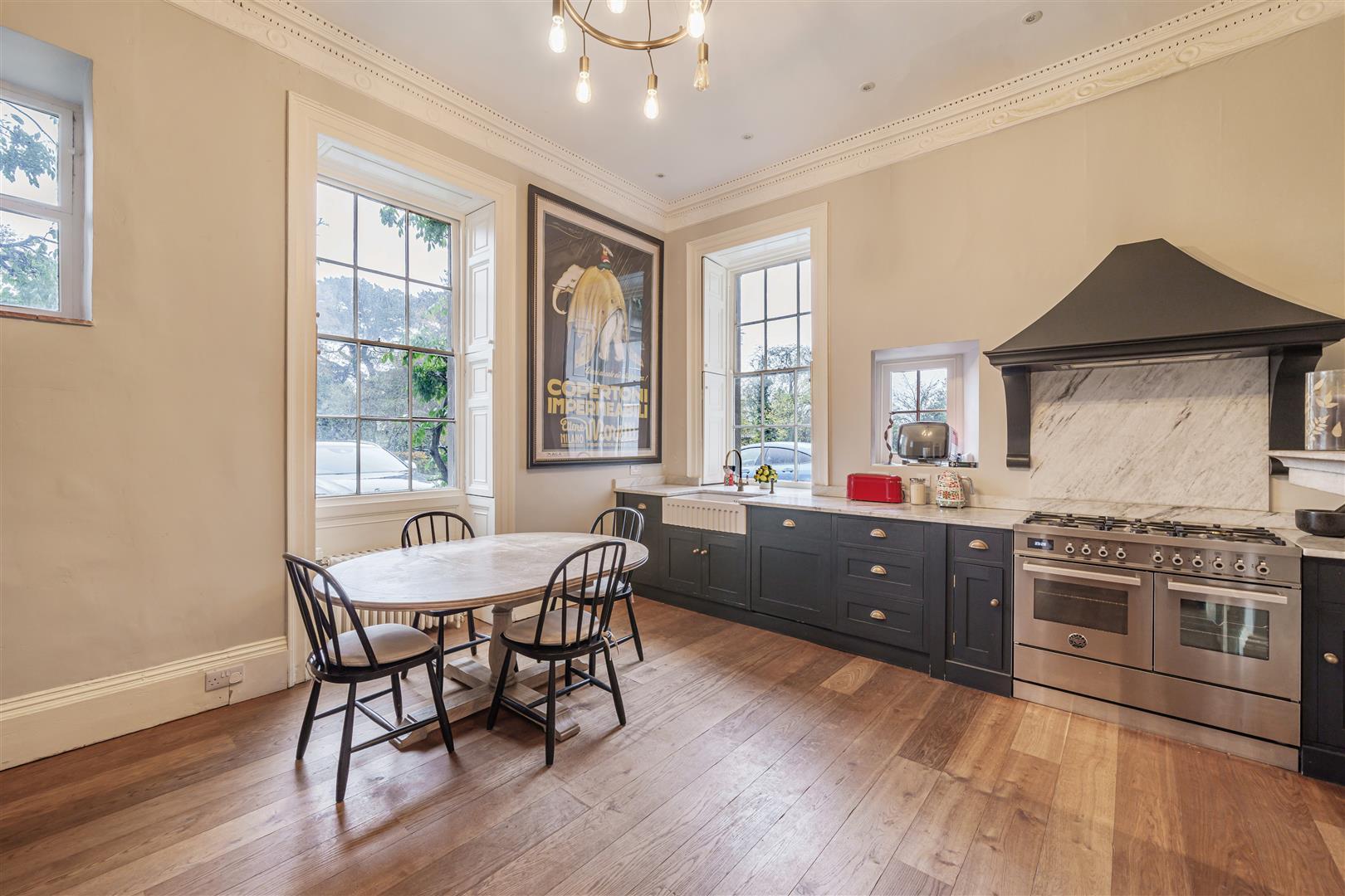 Property Image c218b93f-aca7-4f9d-8f5b-4cb32fcef805