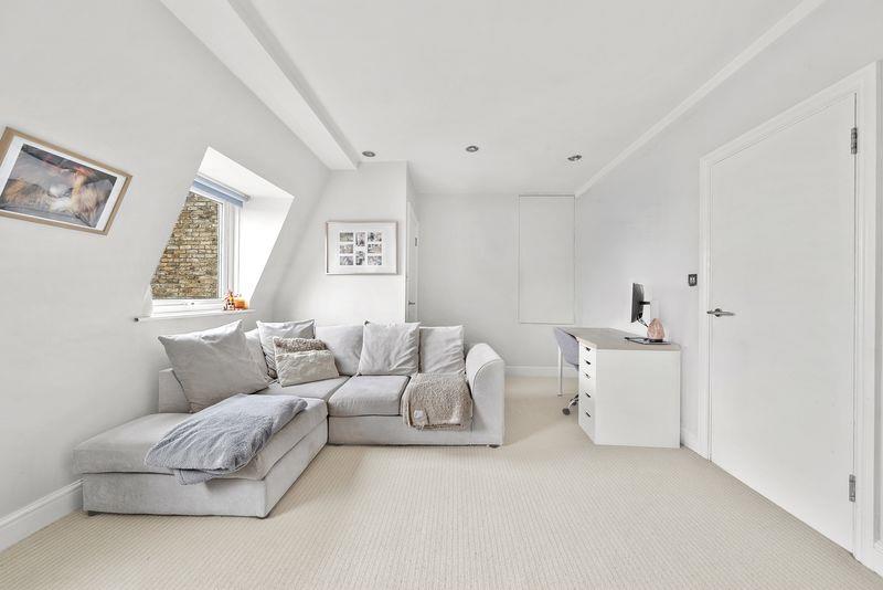 Property Image c220a113-0497-4036-baec-d175bdbd5b6b
