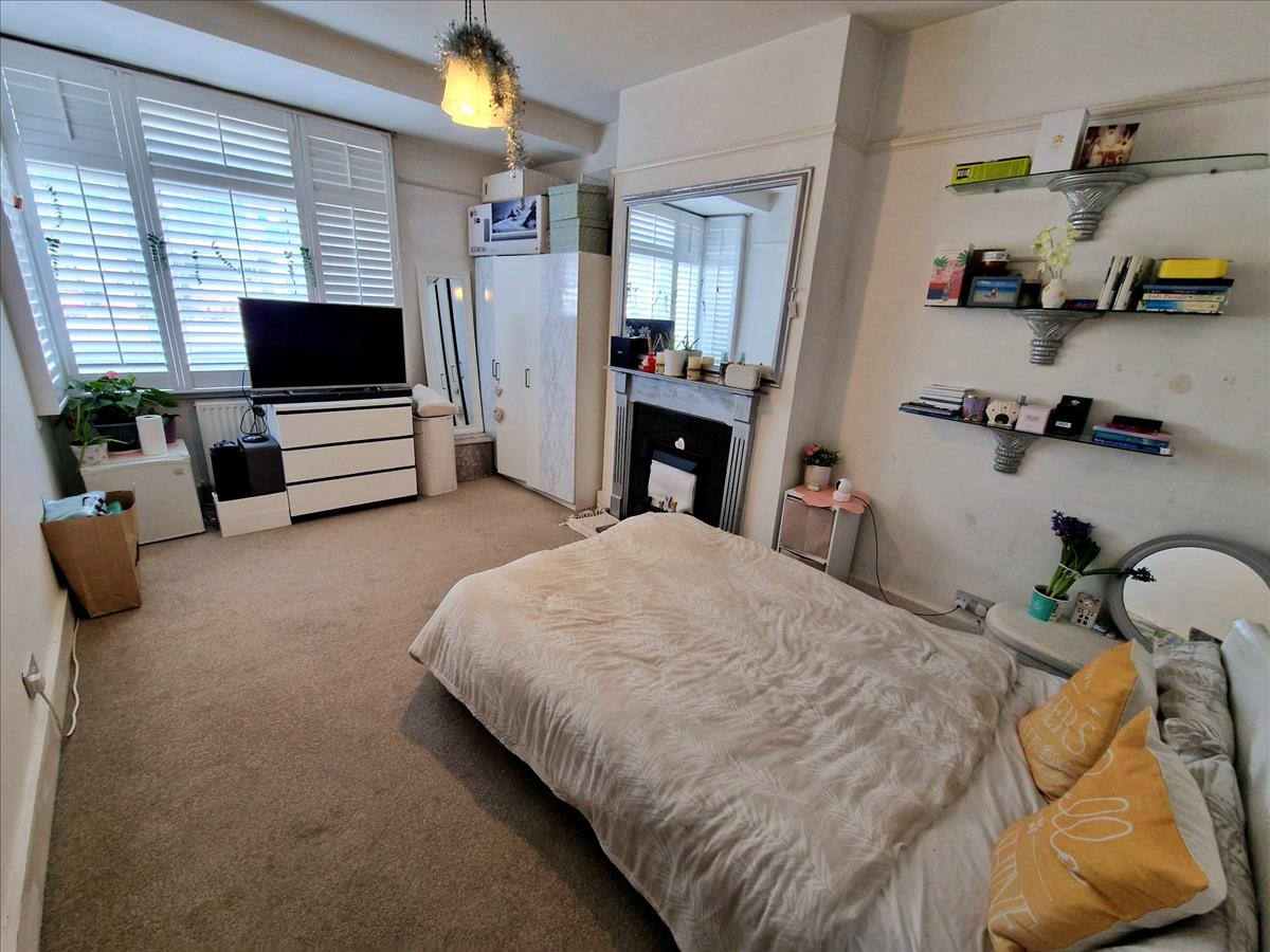 Property Image c2313622-8cae-4424-ba21-d0bddeb3f573