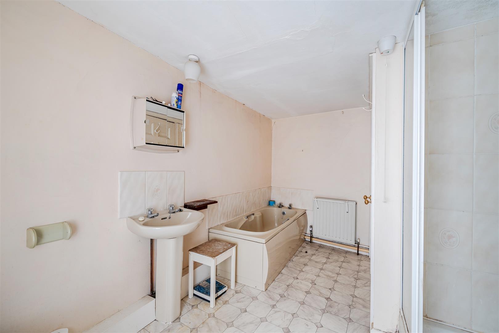 Property Image c233f502-3381-4979-8df1-878eeef75b03