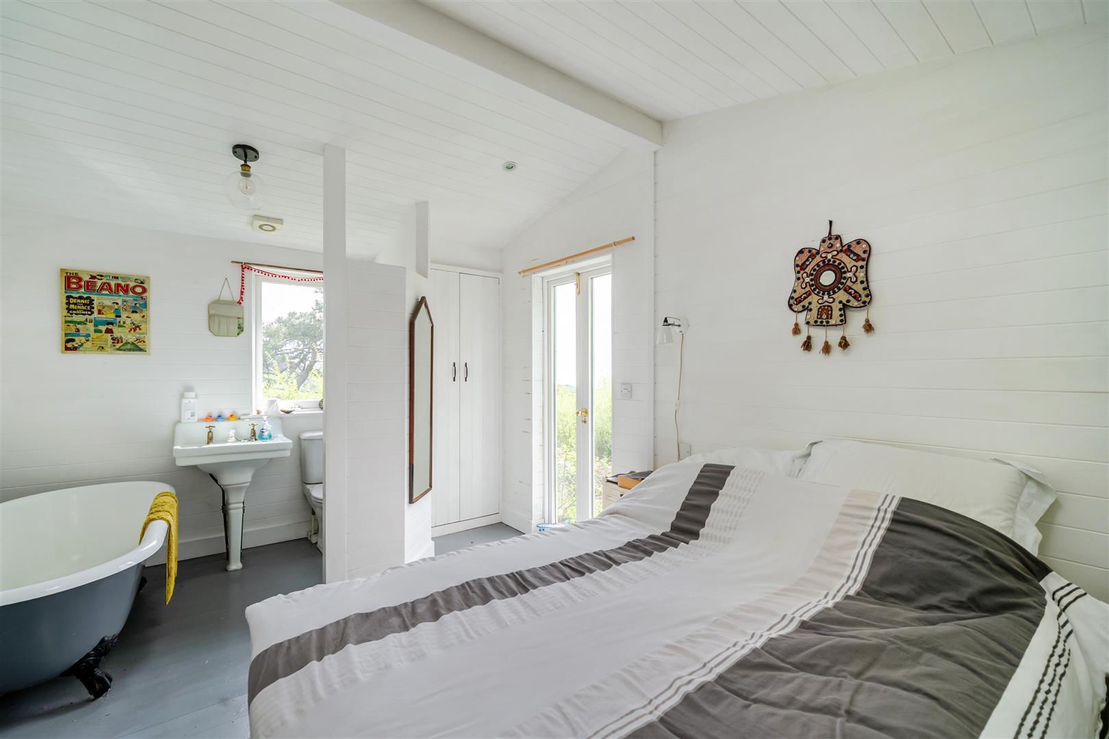 Property Image c235911b-77c5-4ffe-8481-9b3c45afebd0