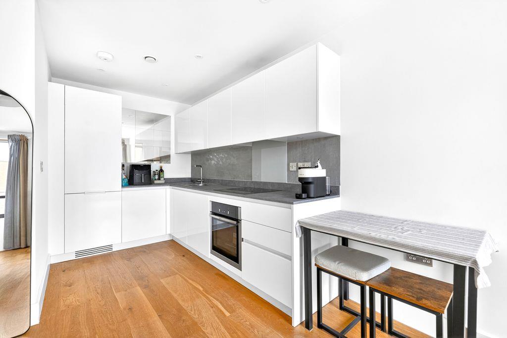 Property Image c23d6d6a-d586-4d7d-adbf-2de2908ea77c