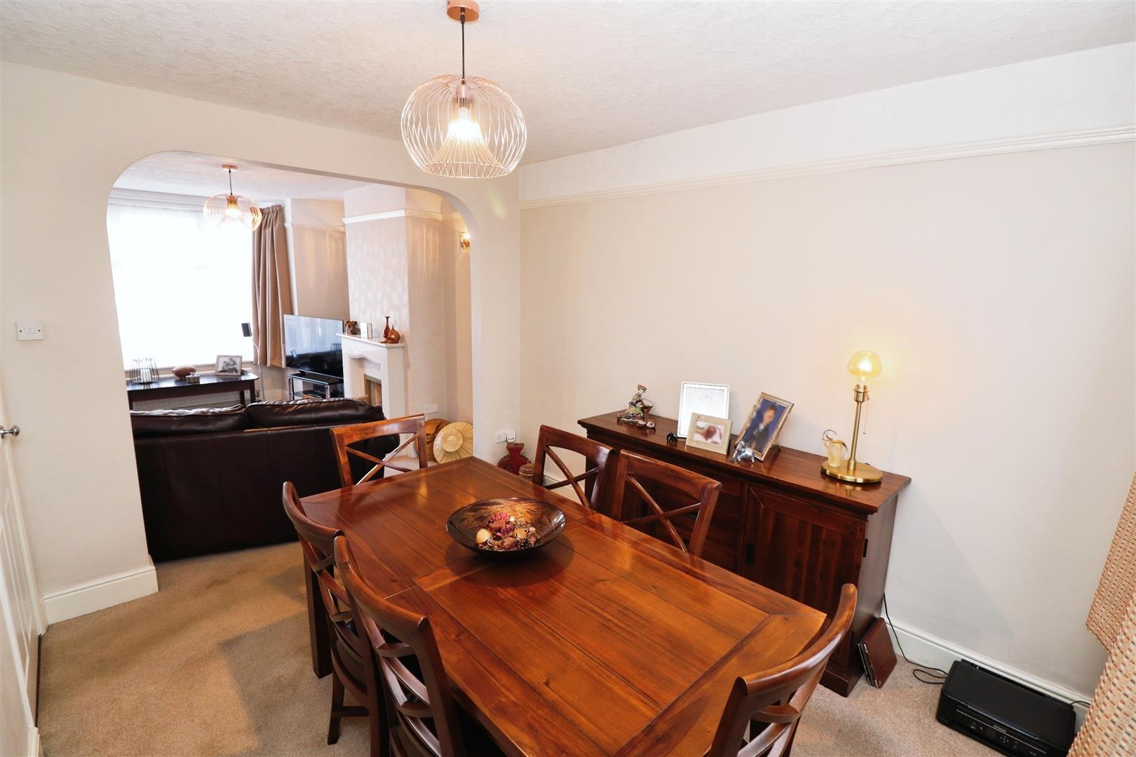 Property Image c2472864-ded1-4a5e-a112-d228cfb30a27