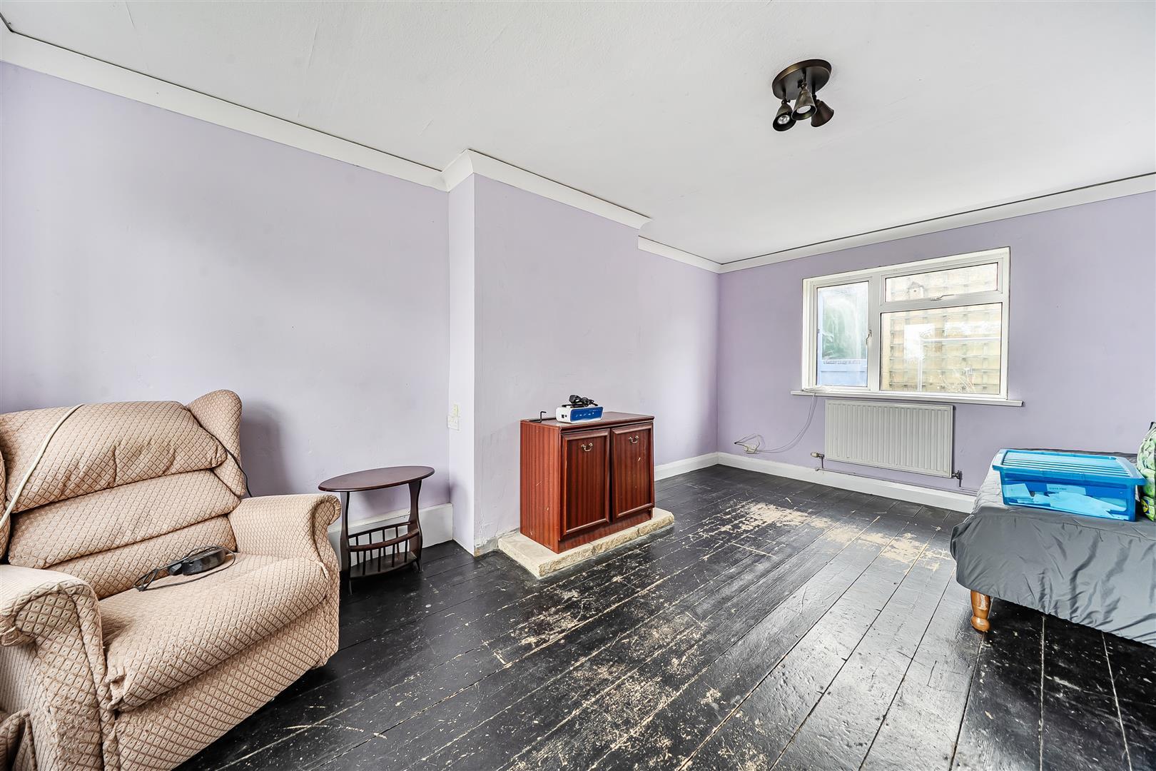 Property Image c2548321-2b86-4507-ad67-43d48820f20b
