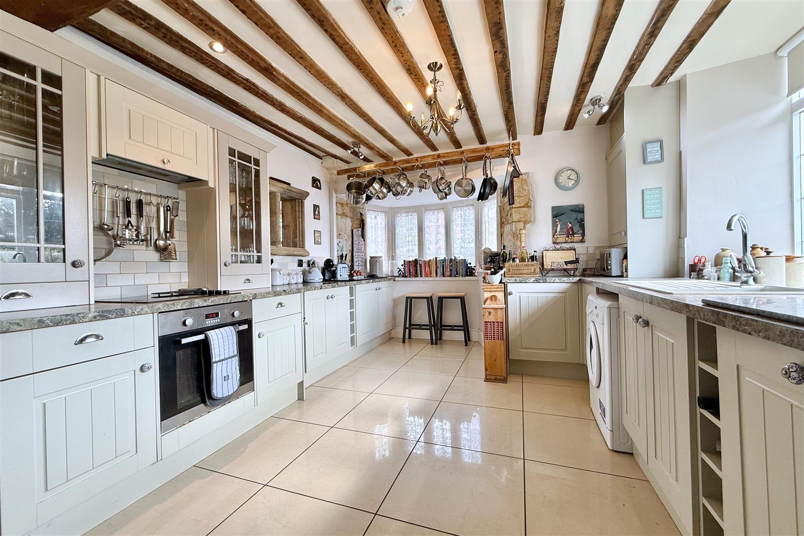 Property Image c257c966-1658-45a9-a4ac-5e9c9eef8aca