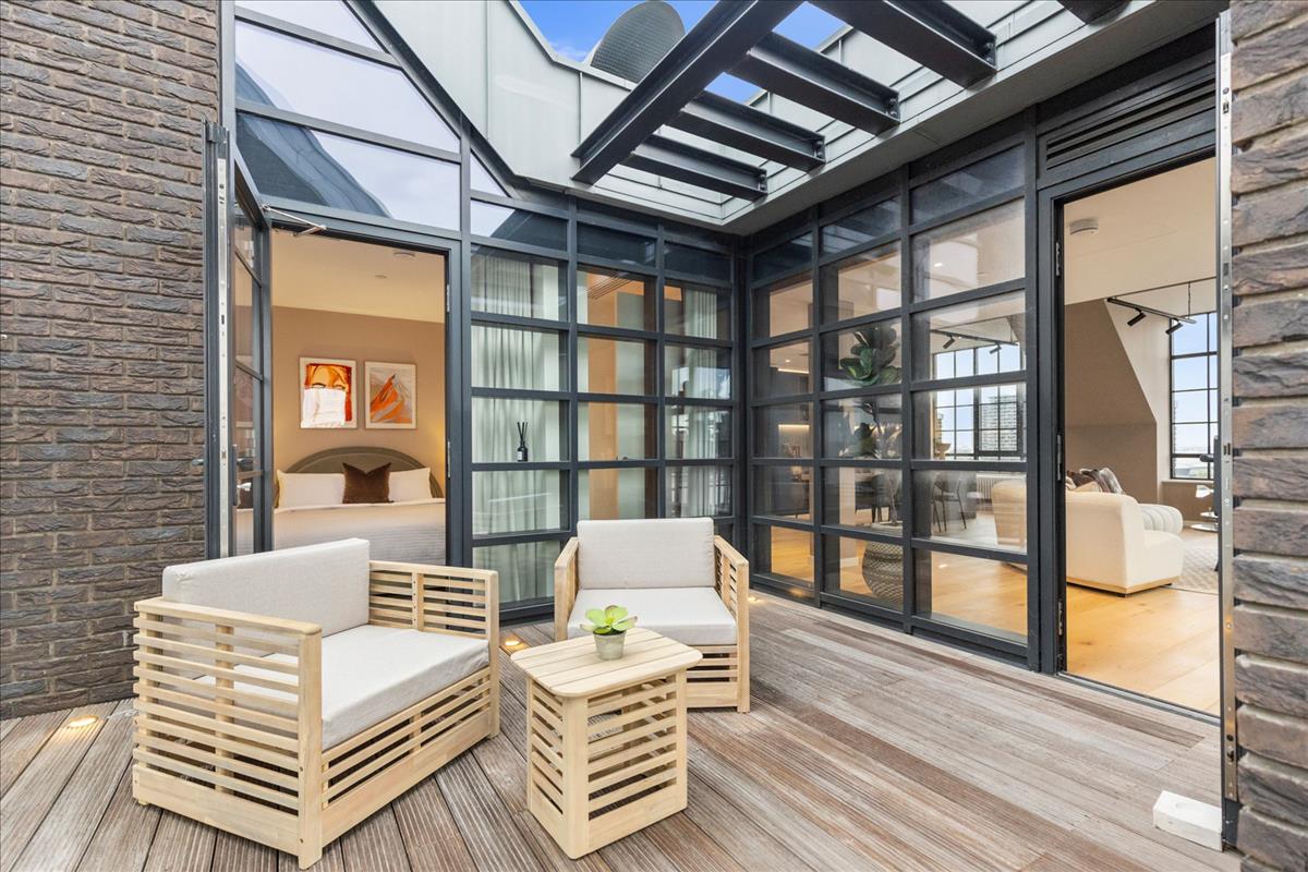 Property Image c25b536c-f6f5-4d0e-8f63-c8c29ef0261a