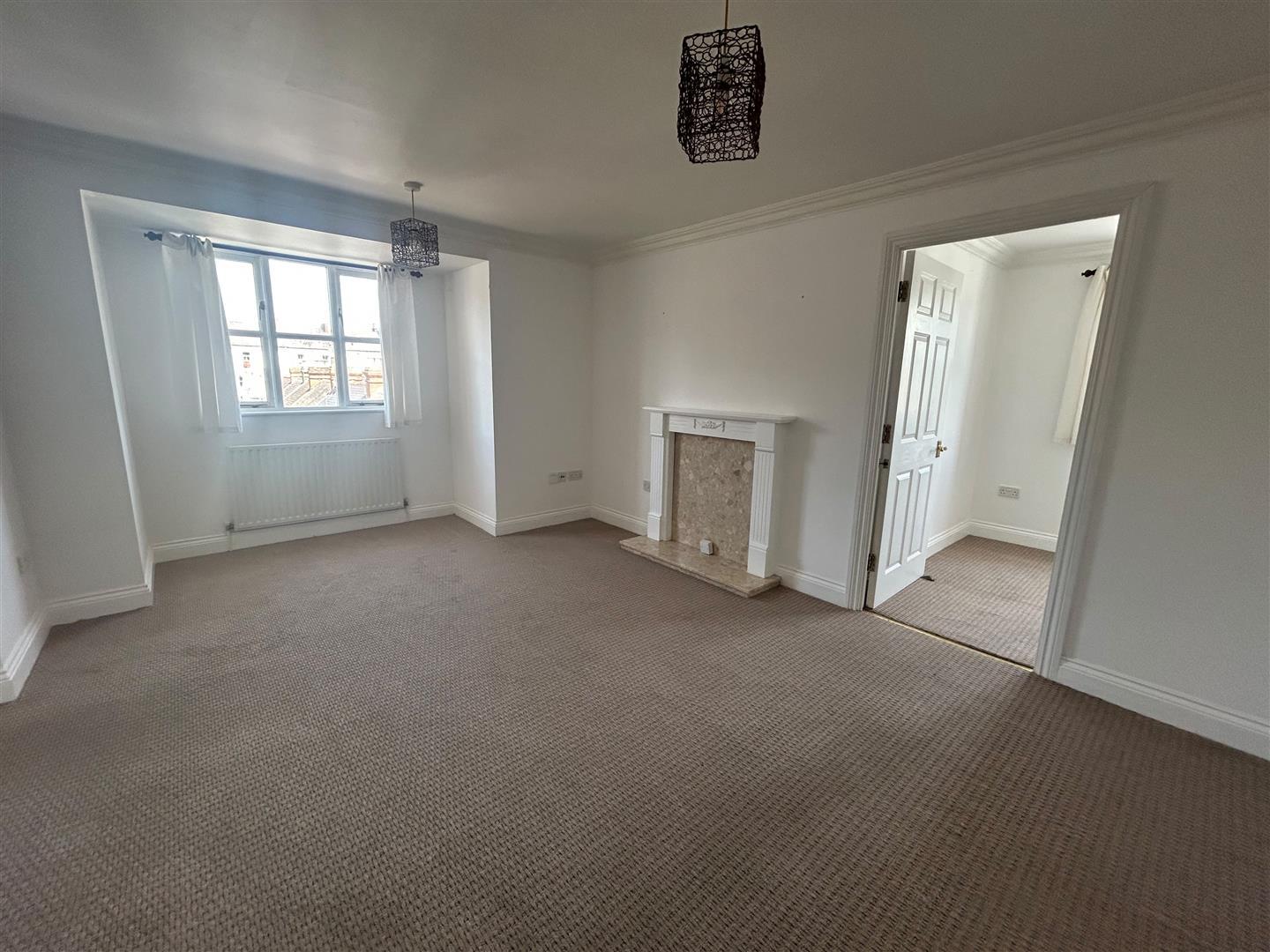 Property Image c2652215-00b0-4000-8d96-da40add65c20