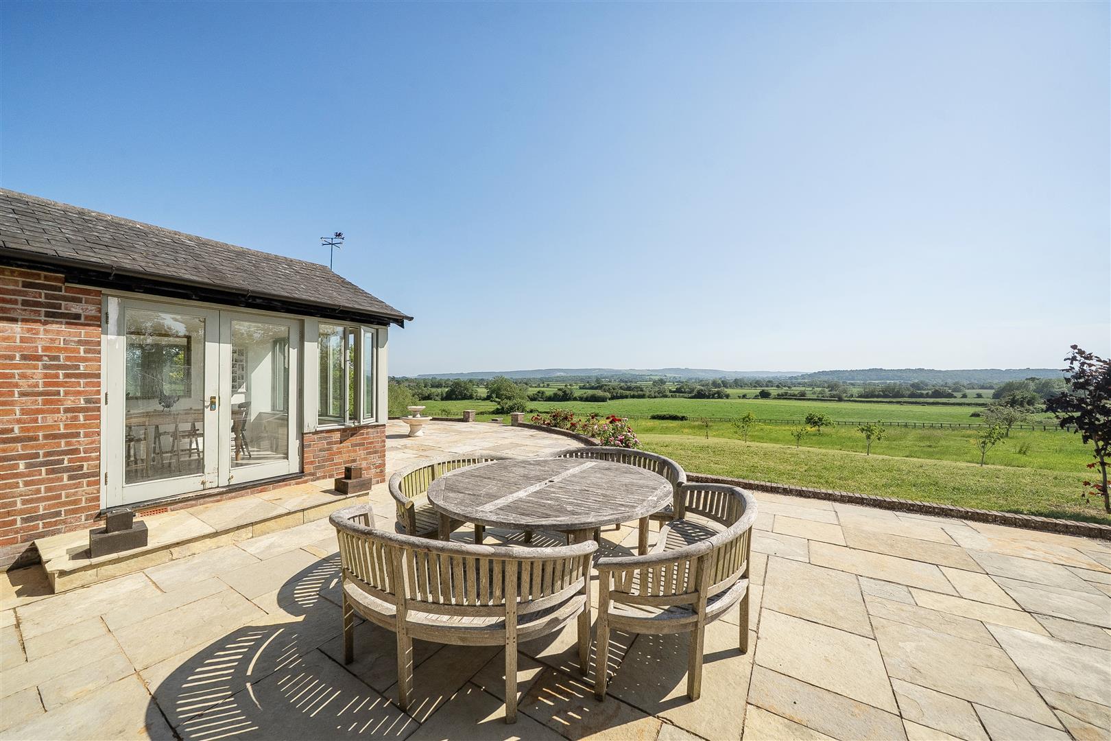 Property Image c276b622-d4fa-4e2e-abea-19c14eb59d9d