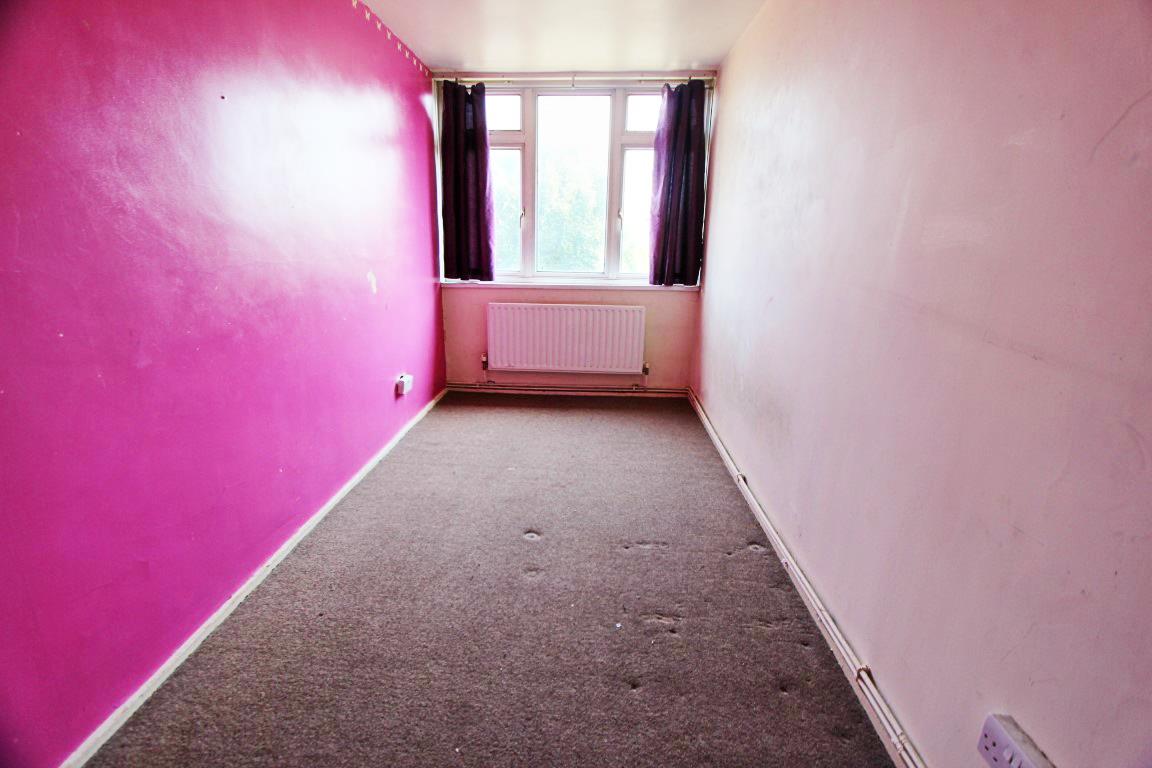 Property Image c27753d7-5e0d-47de-a80a-9f80df3ce448