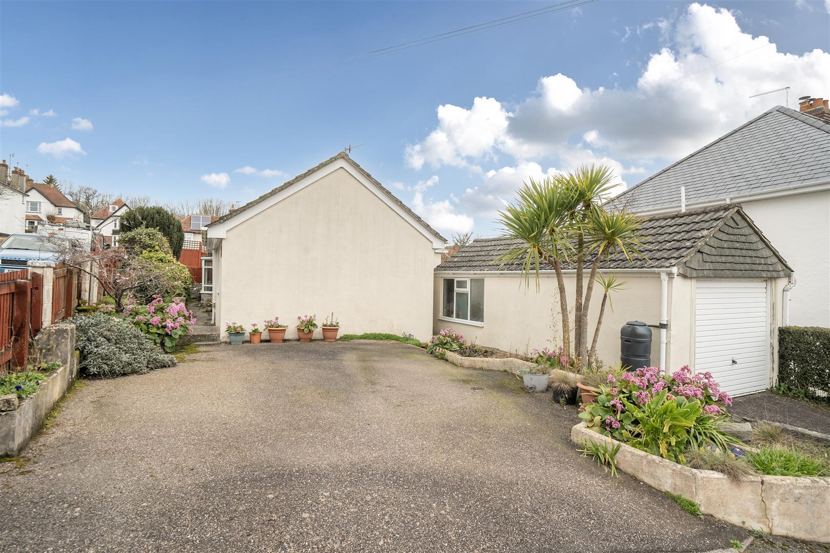 Property Image c279cbaf-32e6-46f5-b4bb-b9be8517a74e