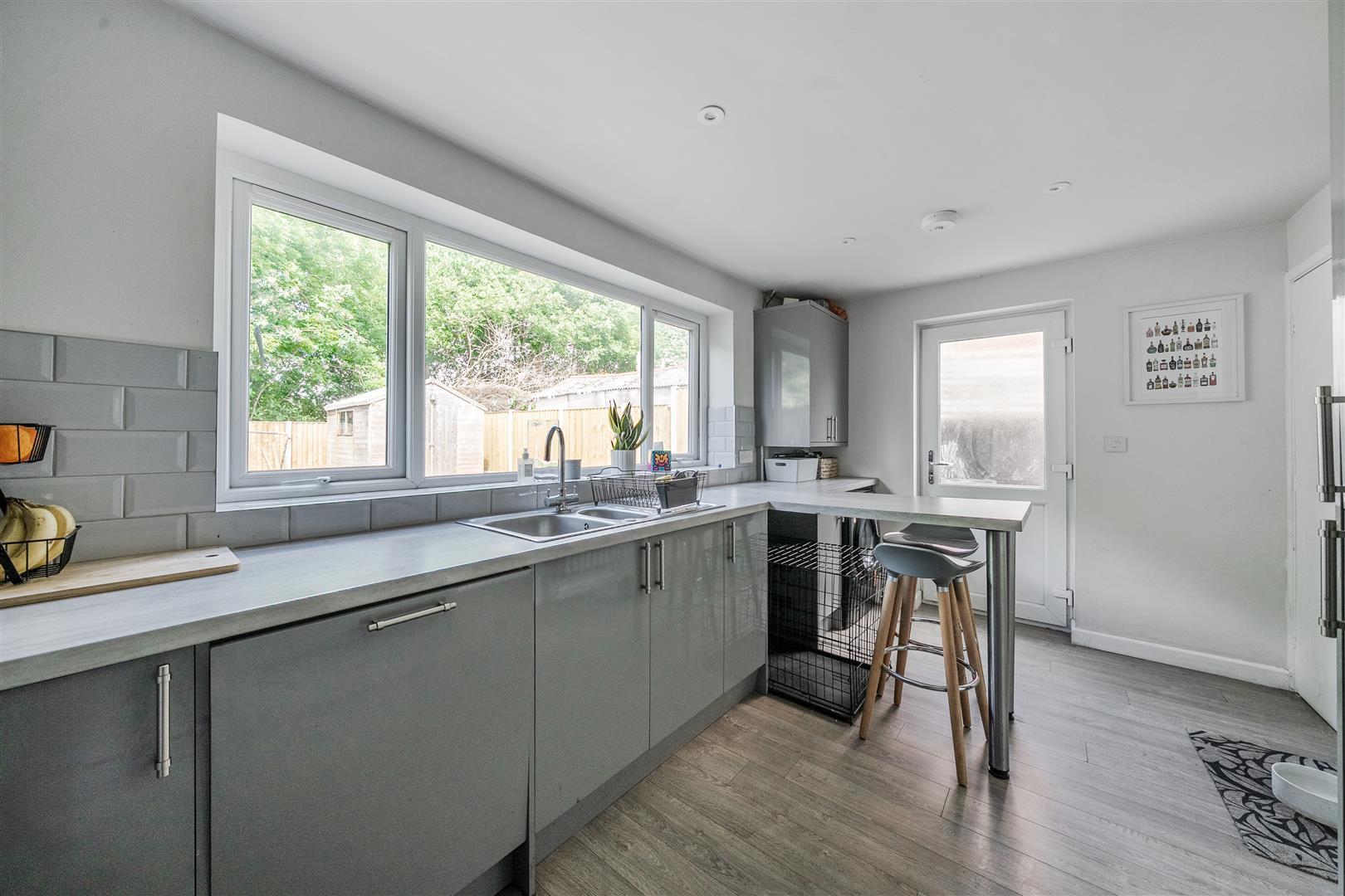 Property Image c280ed30-7111-42f4-8198-7be698f6b934