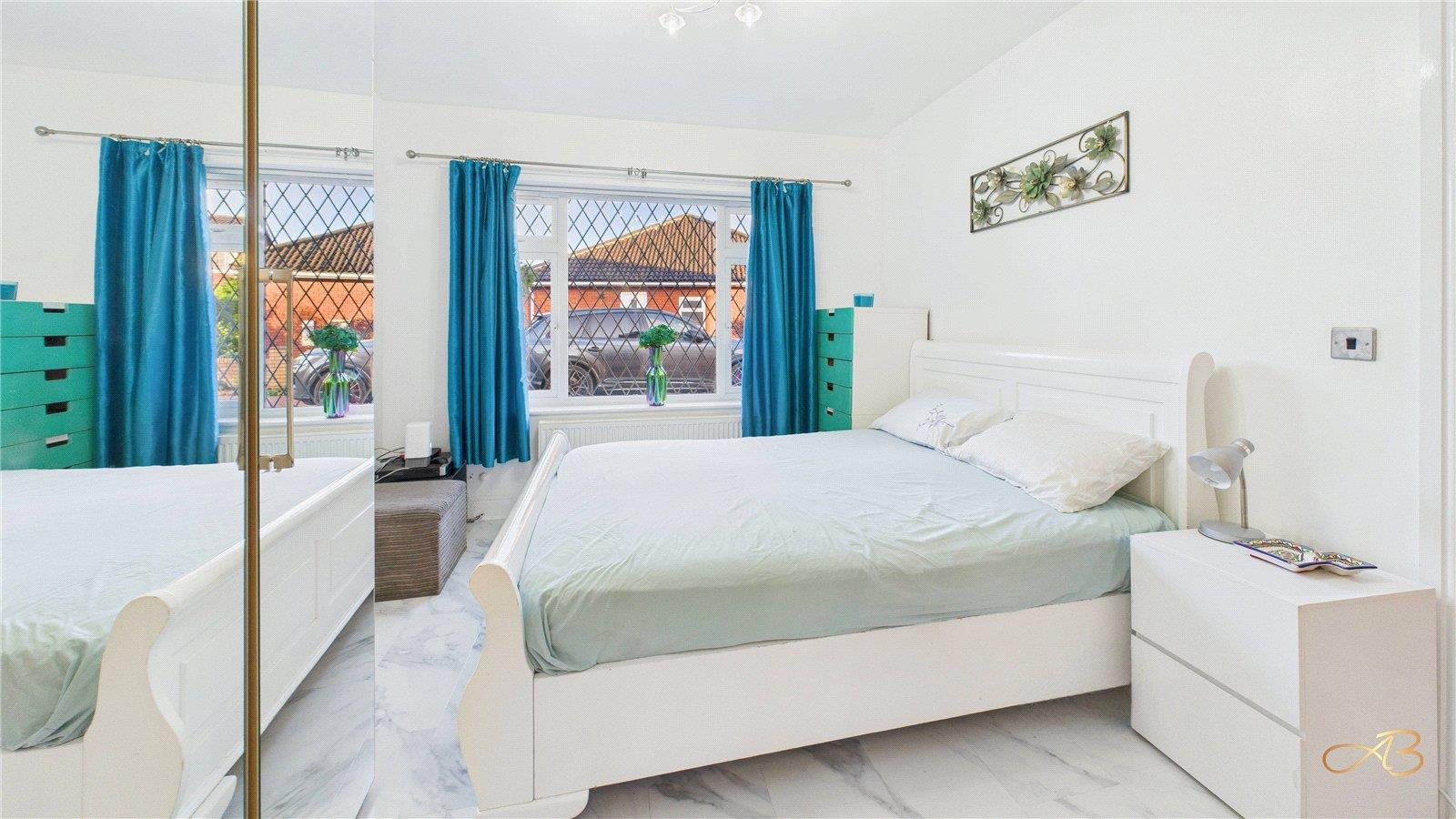 Property Image c28792d1-c6b3-435c-9e6c-8db3e1afd107