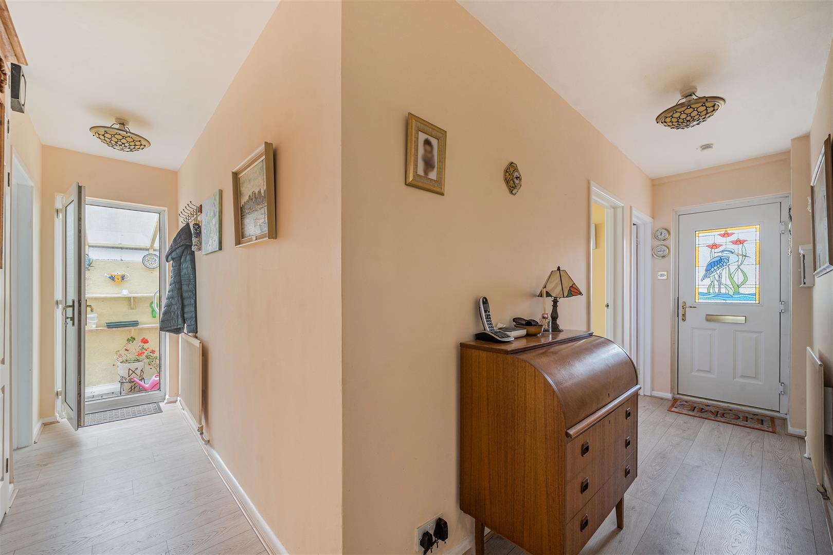 Property Image c28b1066-3c06-415a-8d96-906643f6b557