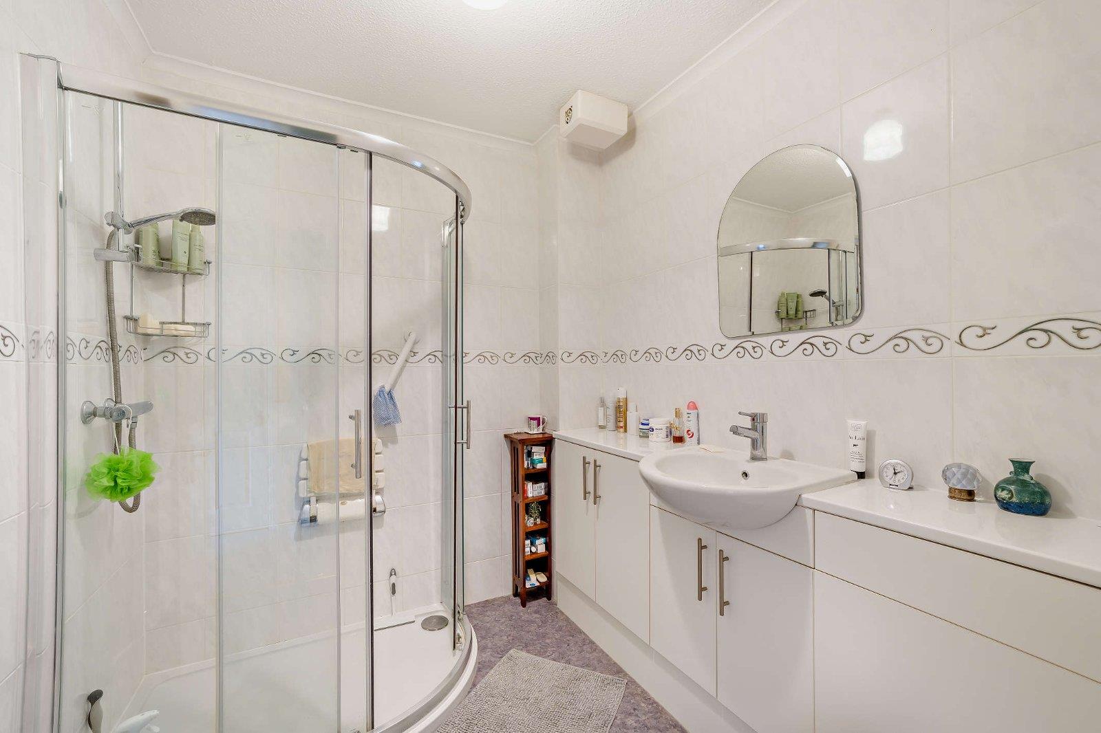 Property Image c28e2212-3204-41bc-b074-66b5562d21d4