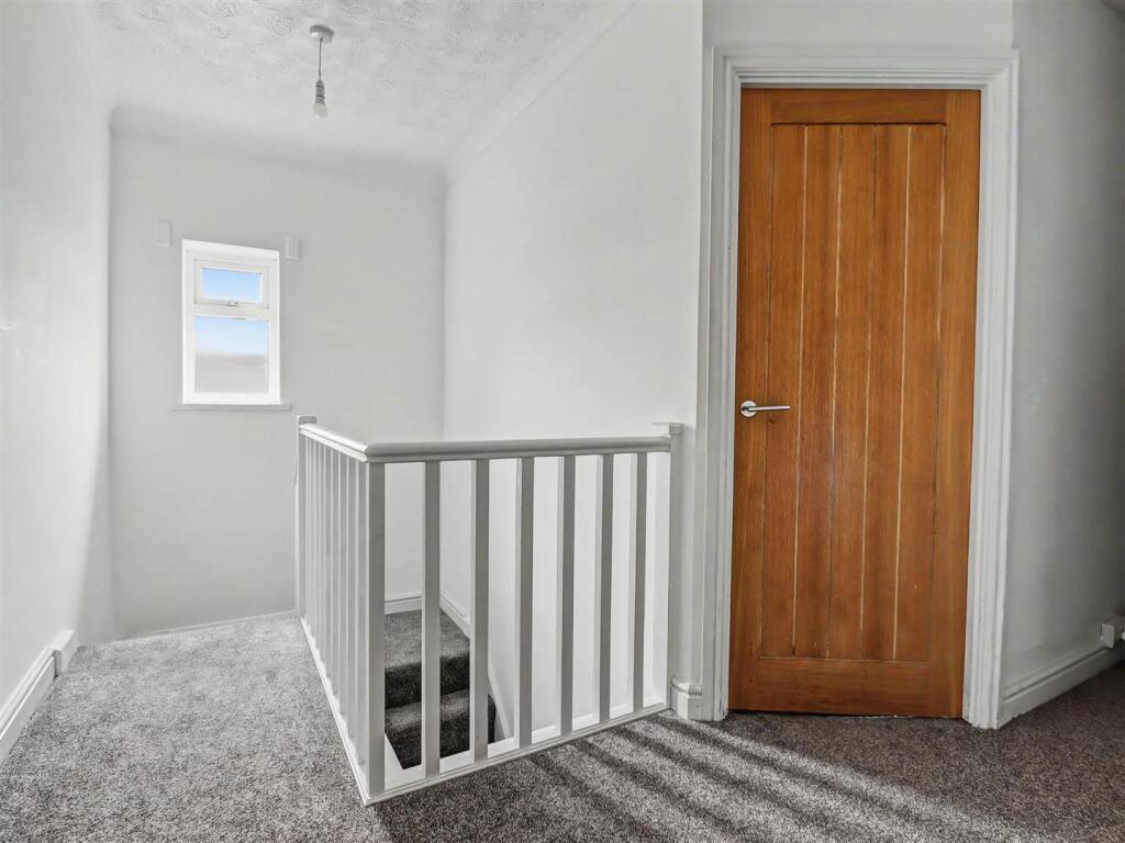 Property Image c2a869e2-1651-4a52-a486-00f67e0e82f8
