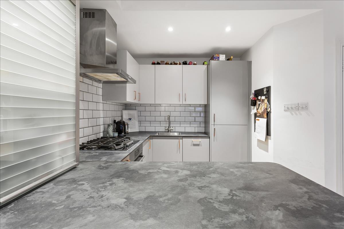 Property Image c2acc1d2-fe50-4e38-877d-16a9a3730f3d