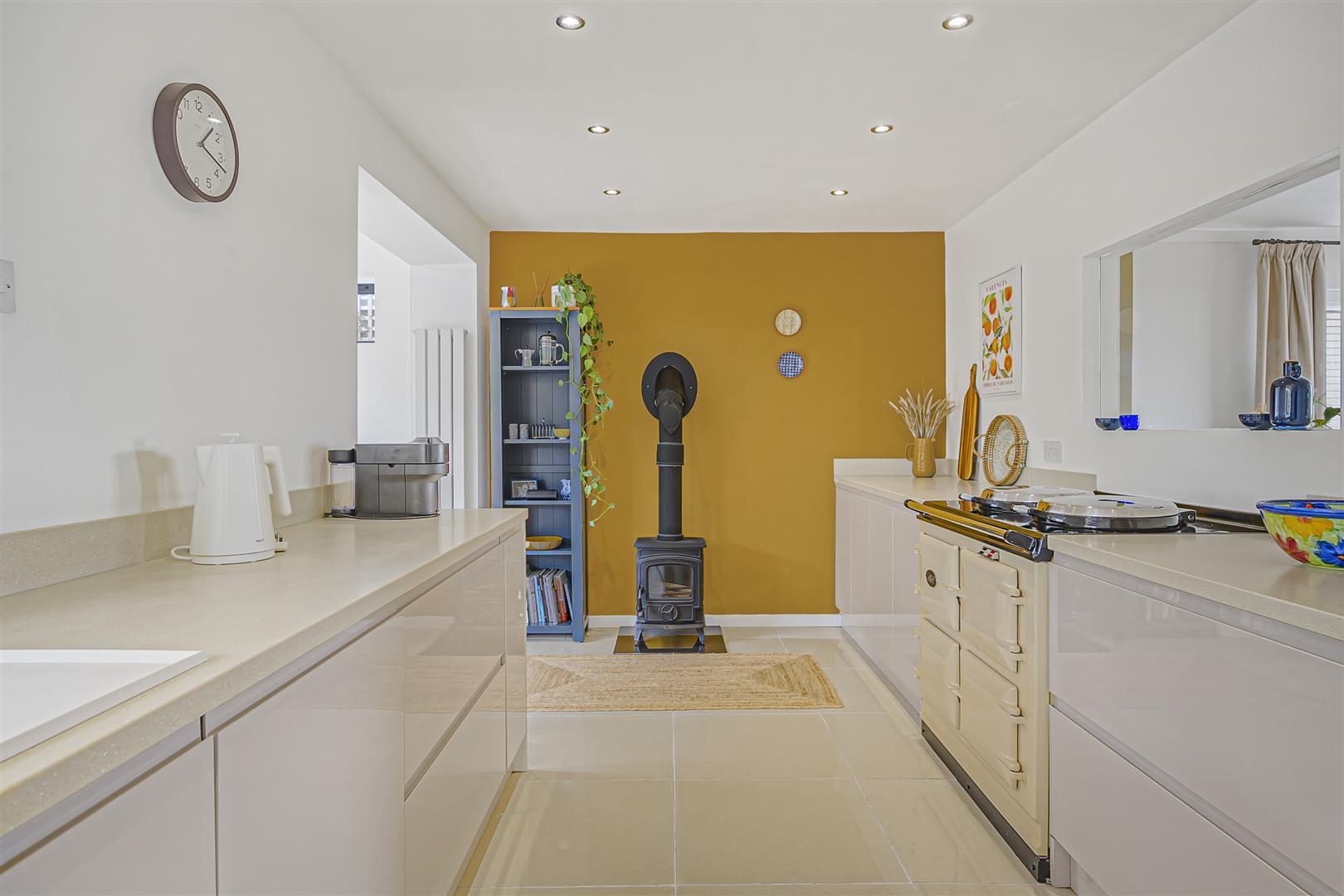 Property Image c2c8fb4c-eadc-46c5-aa60-201e0f8d1f31