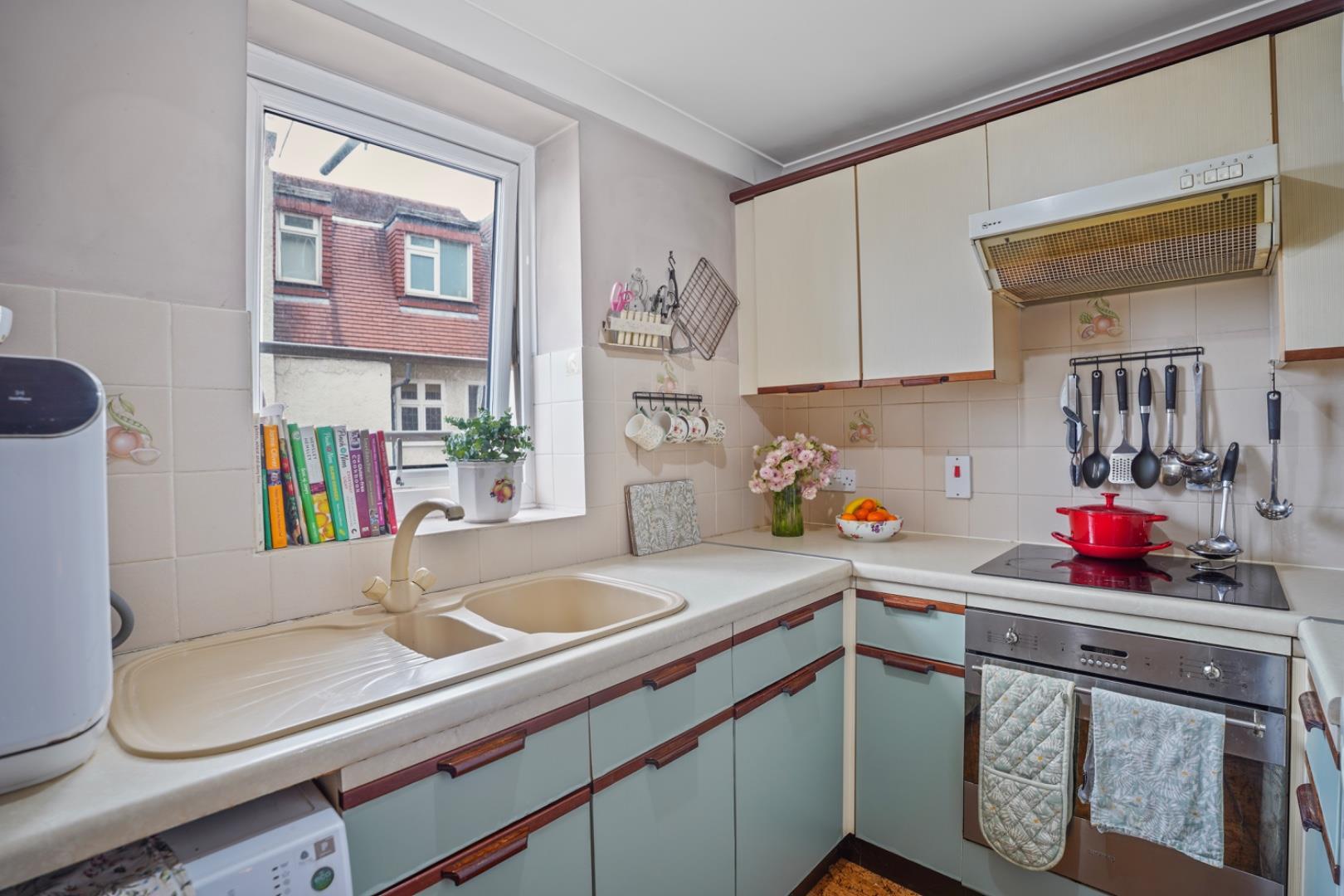 Property Image c2ce8dc5-47ec-4c9c-9b85-78e1081f25fa
