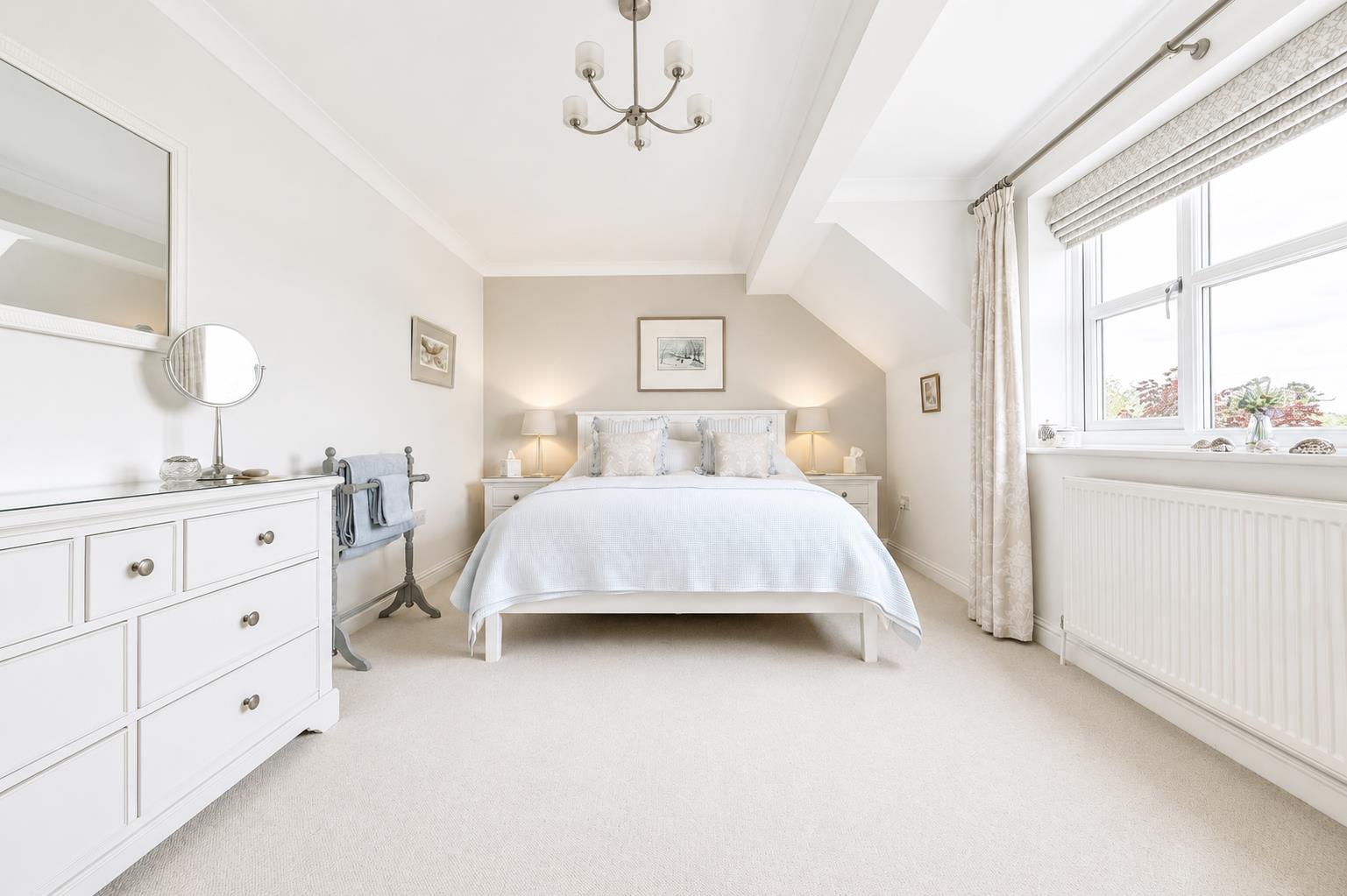 Property Image c2d12213-5be8-4fd2-aaab-c9c2f1bc0ddb