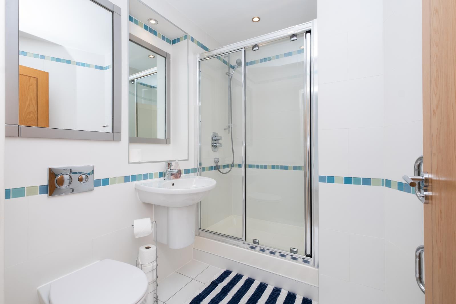 Property Image c2e18bc1-50e9-49a3-9359-391e38fa6e60