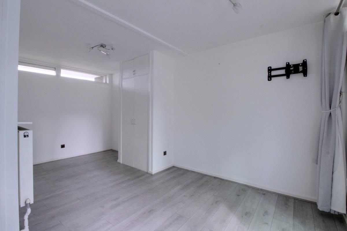 Property Image c2e2707c-f5ef-4c2f-a0d1-596dd51cf68e