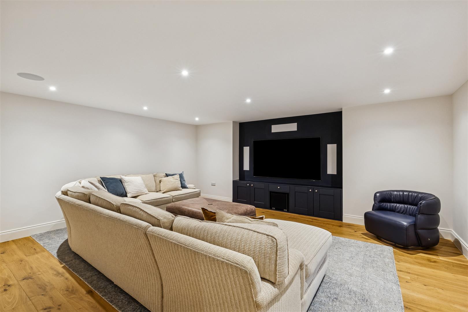 Property Image c2e29aaa-7e06-4294-a1a6-2a38c1e4c608