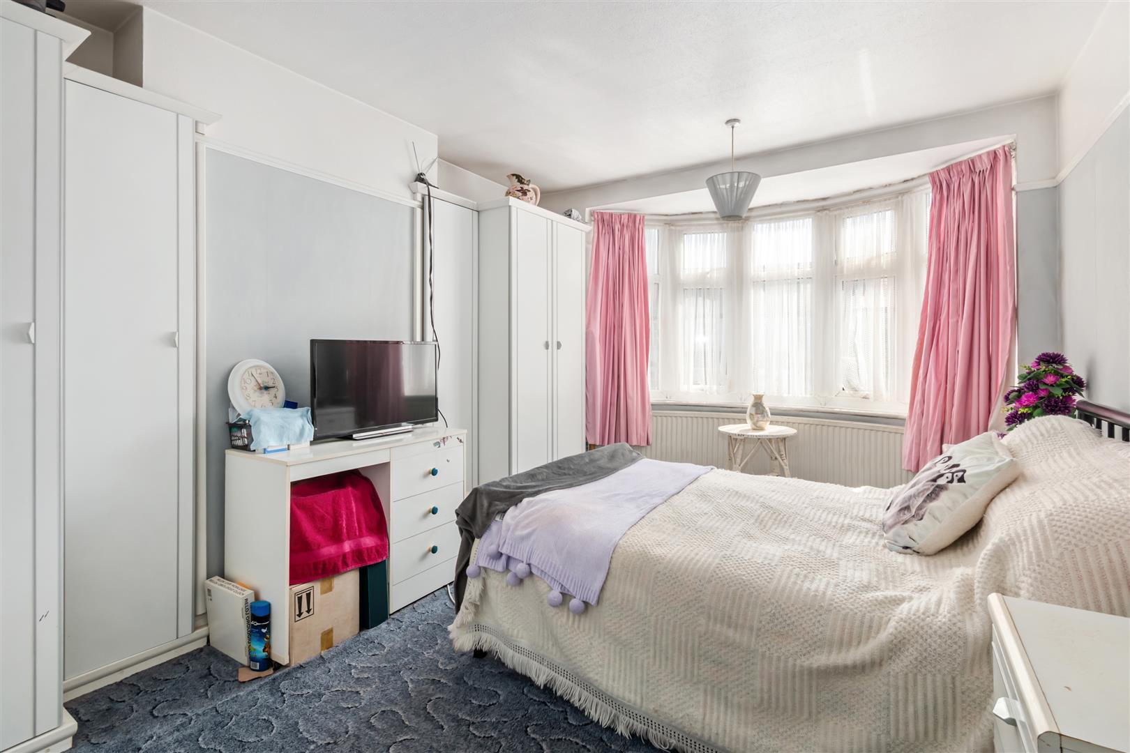 Property Image c2ec97ff-afe9-4125-b3a7-ef49805a5a41