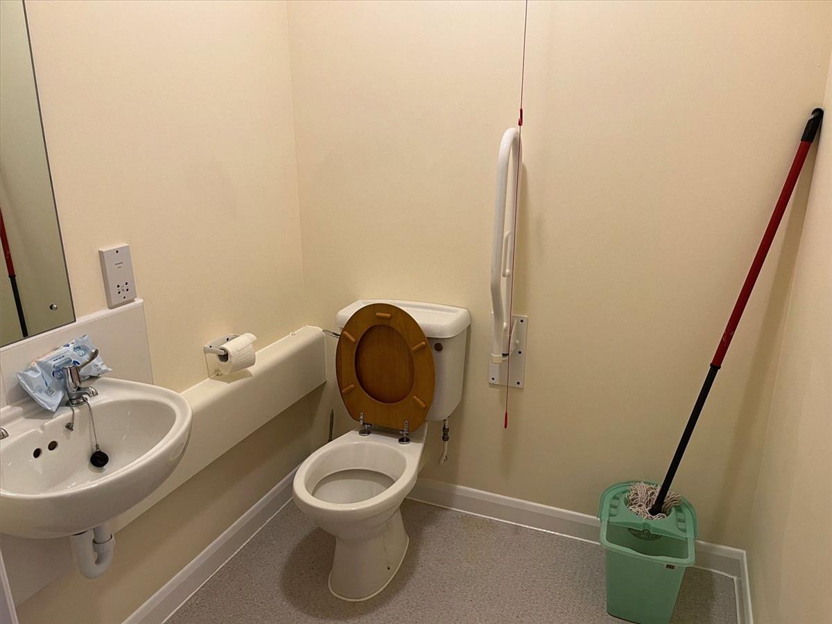Property Image c305b1c3-774f-46e2-89b2-68e1a7e374ed