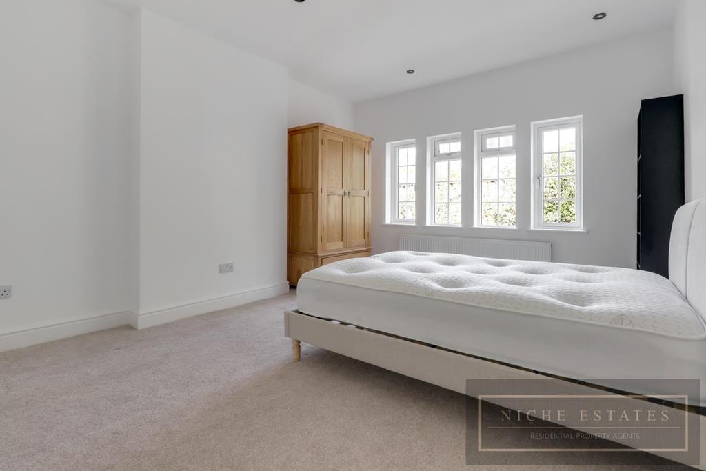 Property Image c3111aa5-35d3-4d04-b68f-7ac93d424f24