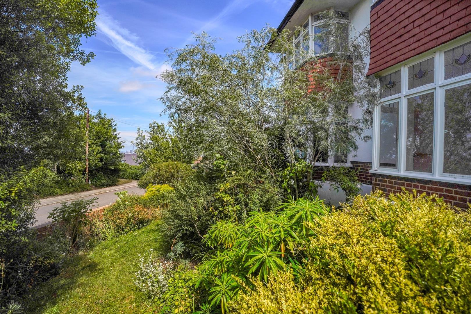 Property Image c32062de-a46f-41bf-a05b-cc0a29903991