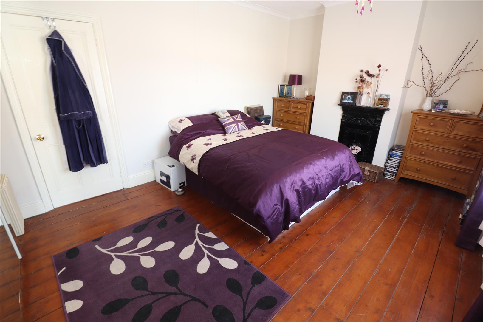 Property Image c32981e2-193a-443b-8b28-bdc4cc2e495b