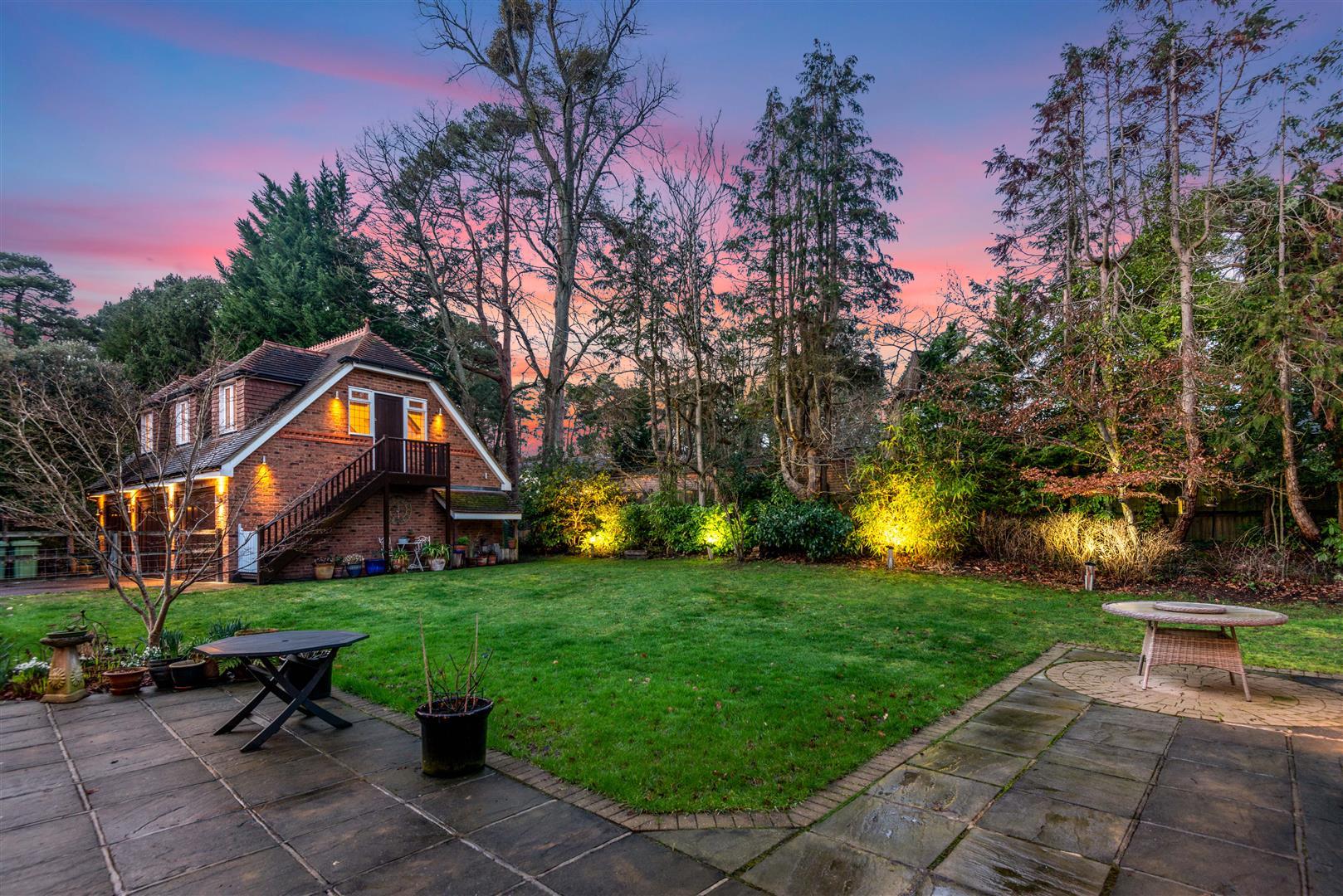 Property Image c33bb99b-1be2-4158-b0c4-2f19adf3e78d