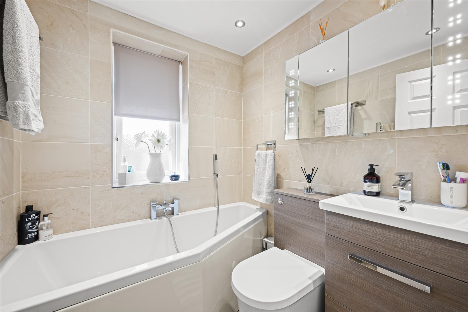 Property Image c341aa21-1a89-4a5b-8de7-4a01e944f312