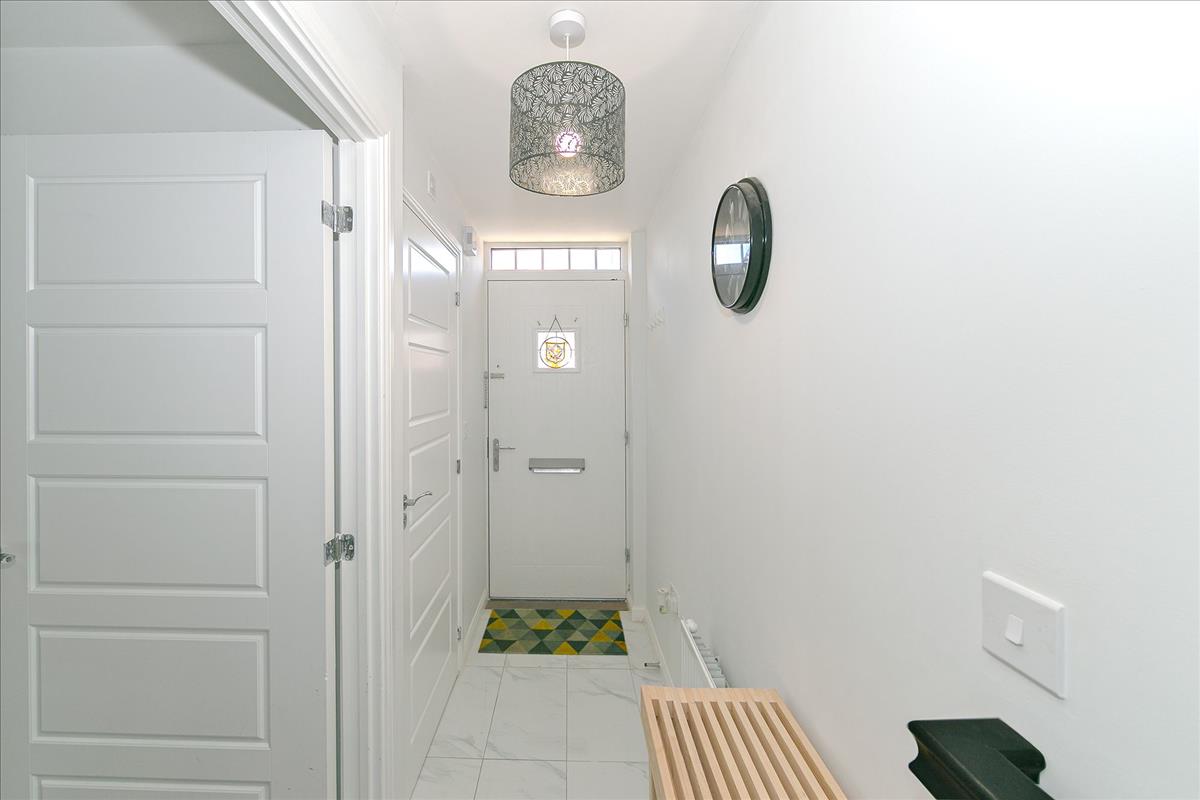Property Image c349930e-b1ee-437f-b320-17f27d2fc8cf