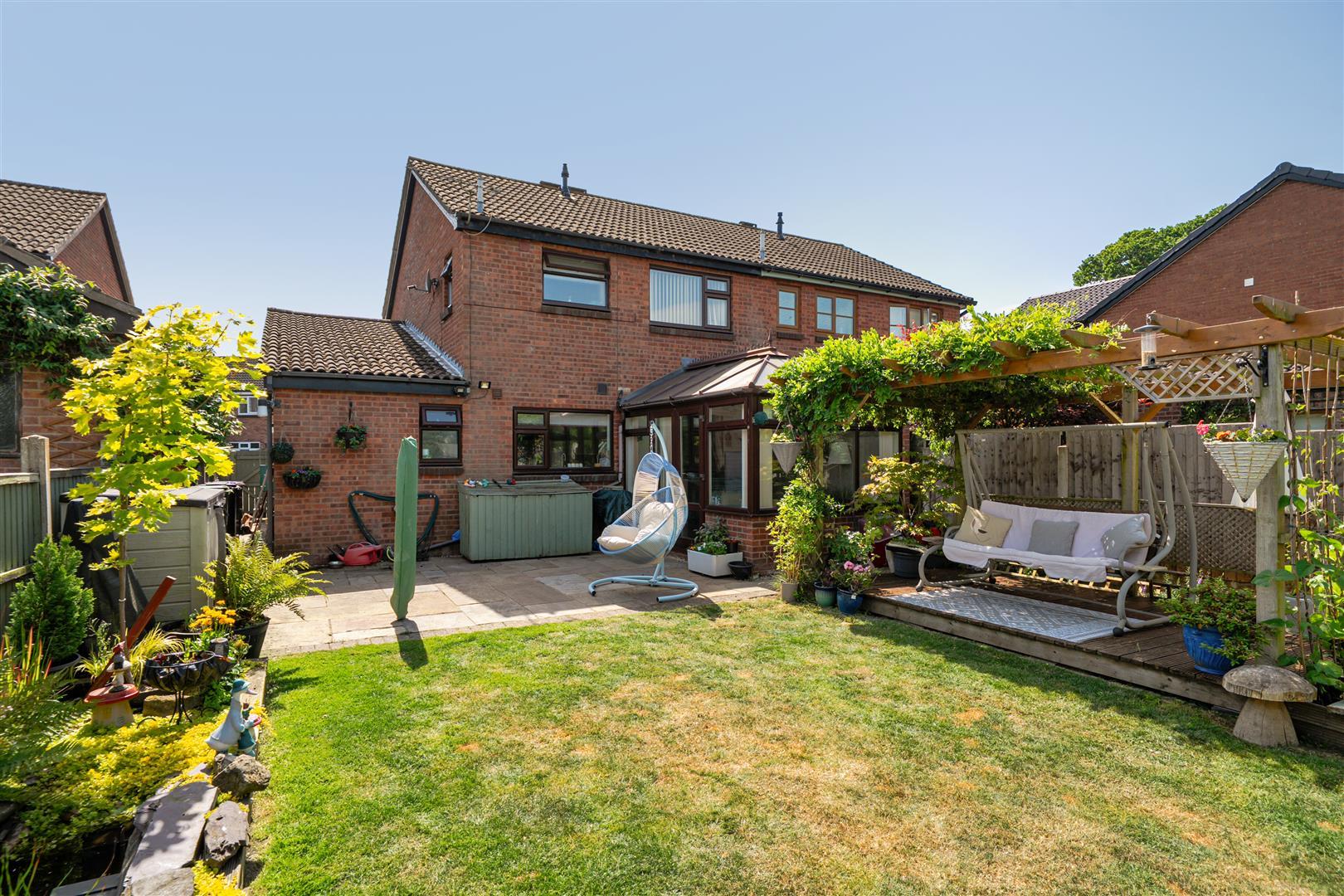 Property Image c3545759-a405-4501-950d-de91cb66ddf9