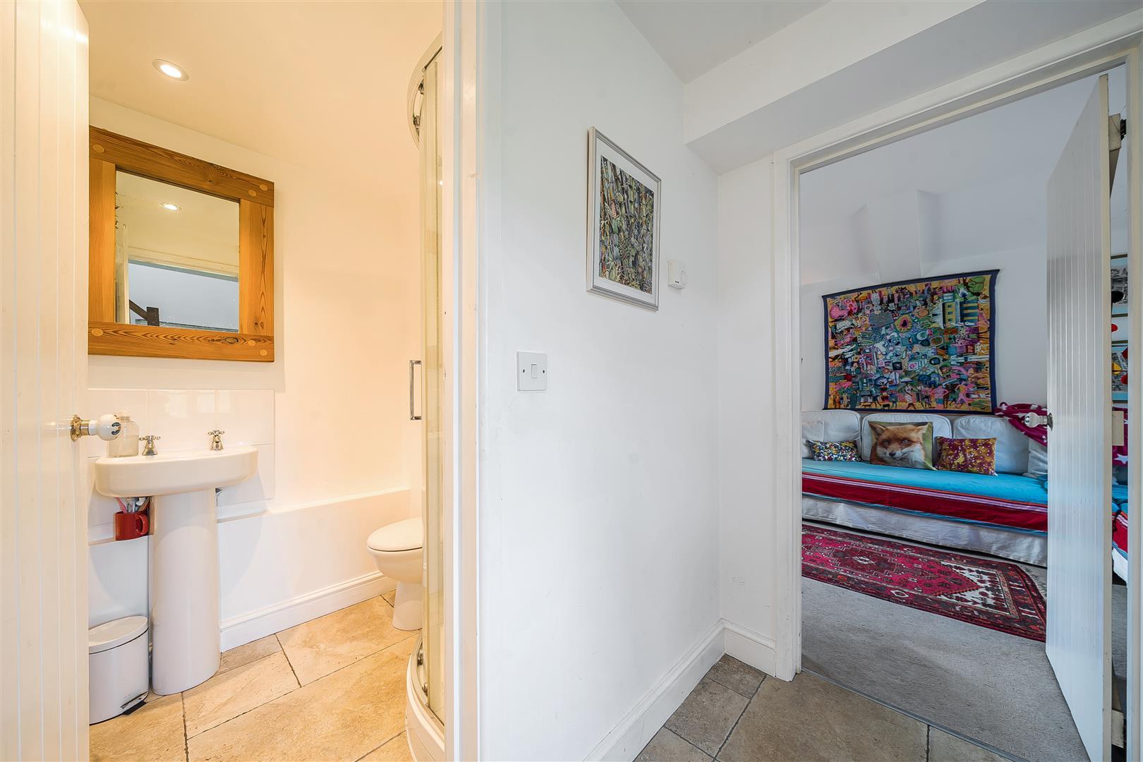 Property Image c3548150-c0d6-4d1c-816a-04bd7f930a1e